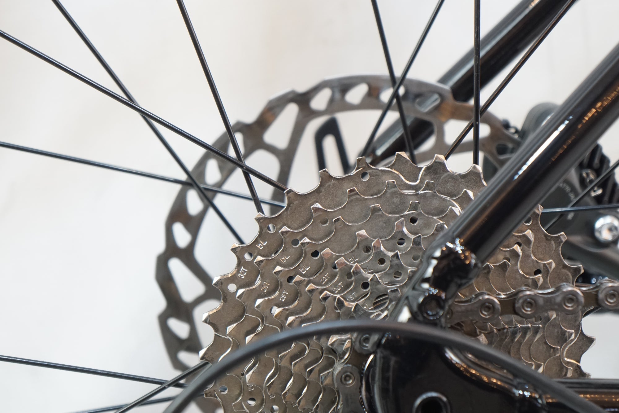 TREK 「トレック」 DOMANE AL4 DISC 2022年モデル ロードバイク / バイチャリ浦和ベース