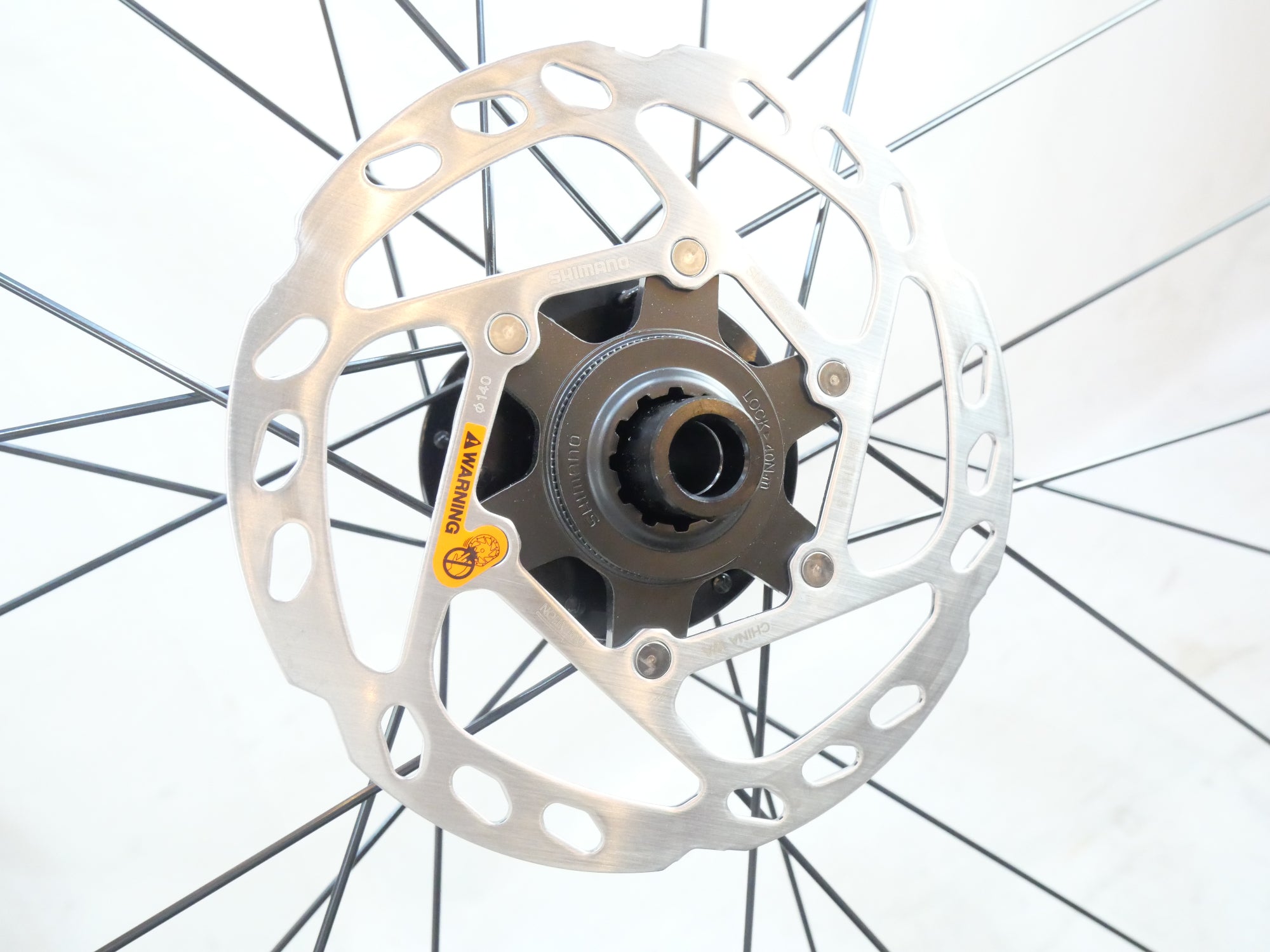 ATTAQUE 「アタッキ」 50 ATTA-C501 DISC SHIMANO 11s ホイールセット / バイチャリ浦和ベース