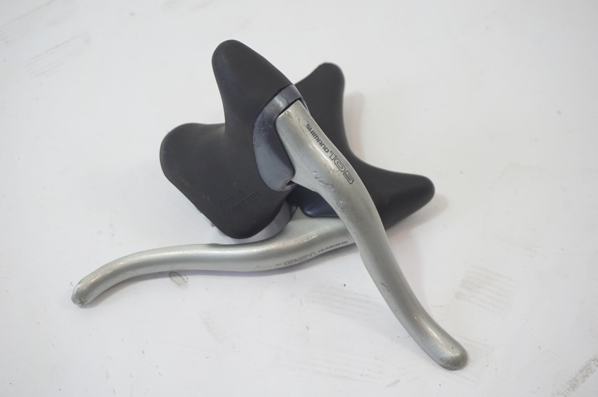 SHIMANO 105 BL-1055Nブレーキレバー デッドストック 未使用品 SHIMANO 「シマノ」 105 BL-1055 ブレーキレバー / 世田谷店