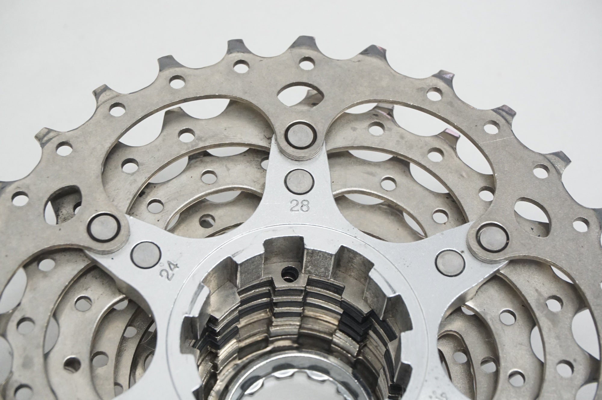 SHIMANO 「シマノ」 105 CS-5700 11-28T スプロケット / 福岡店