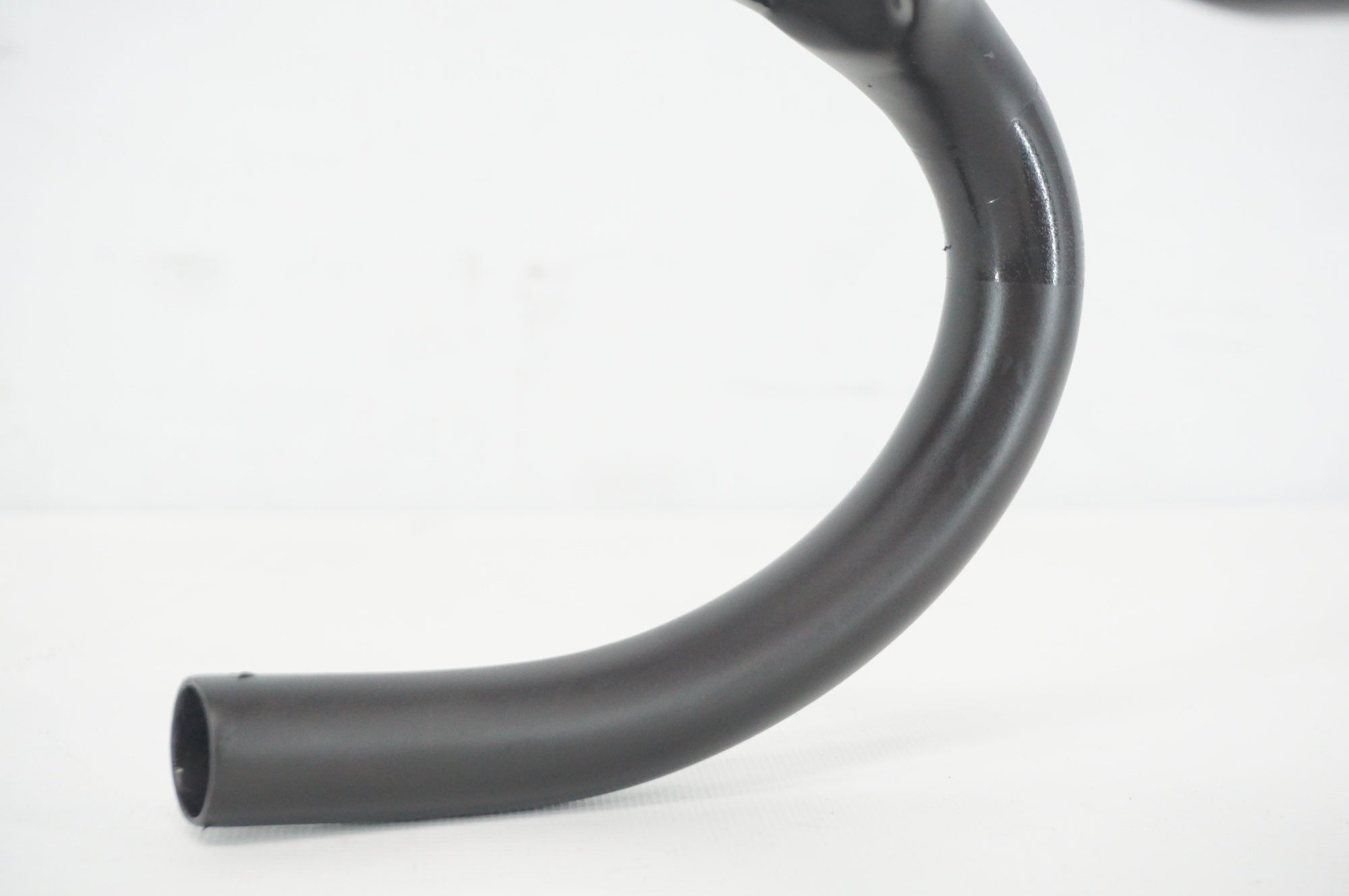 DEDA 「デダ」 SUPERZERO φ31.7 420mm ハンドル / 阪急塚口店