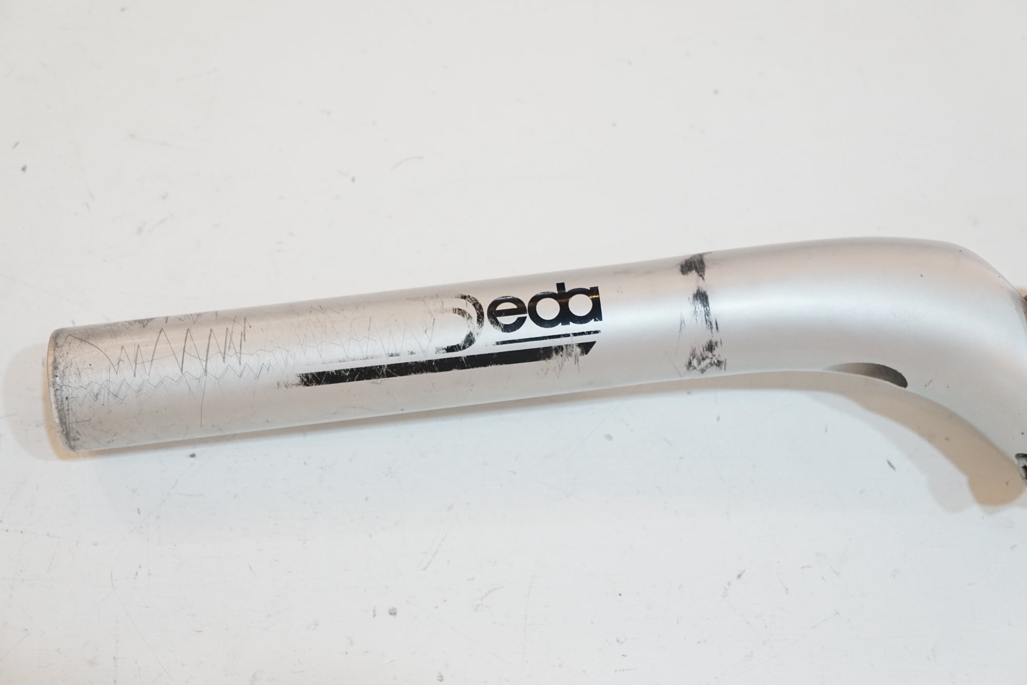 DEDA 「デダ」 RS01 φ27.2 220mm シートポスト / バイチャリ浦和ベース