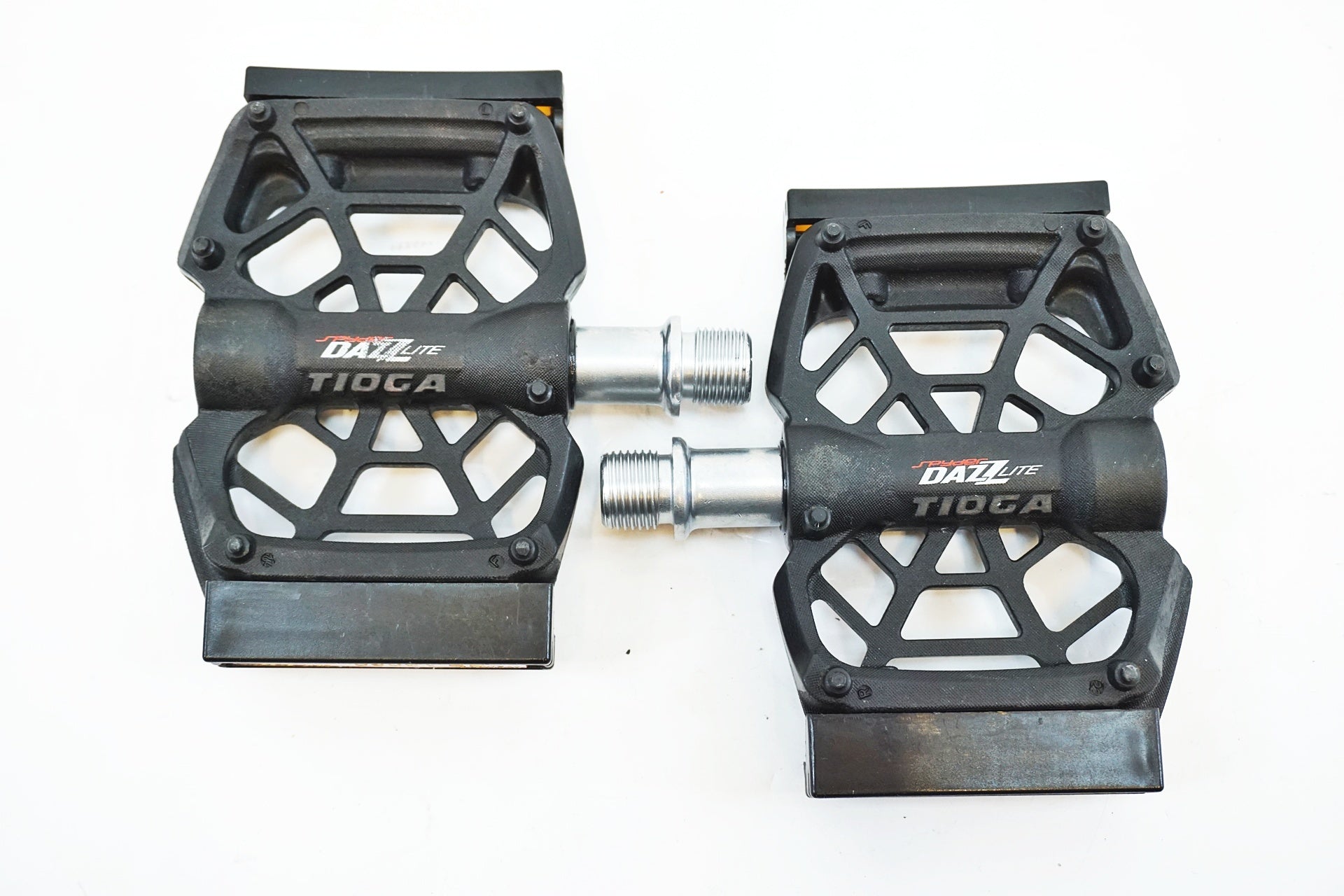 TIOGA 「タイオガ」 DAZZ LITE ペダル / 有明ガーデン店