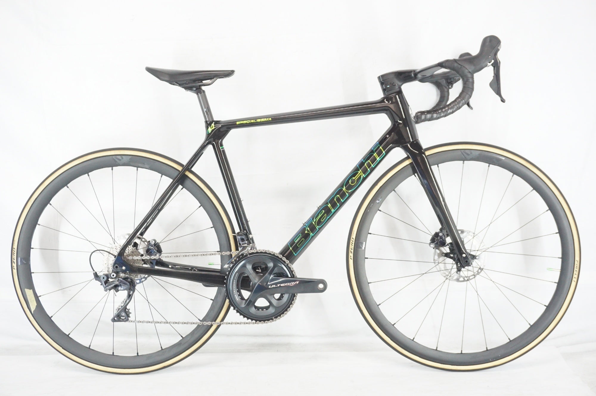 BIANCHI 「ビアンキ」 SPECIALISSIMA DISC 2022年モデル ロードバイク / 阪急塚口店