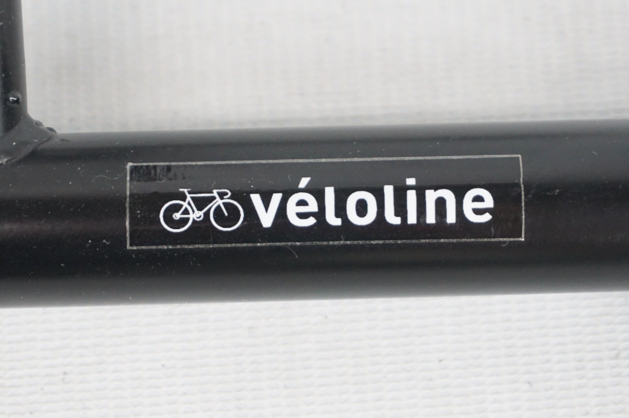 VELOLINE 「ヴェロライン」 ディスプレイスタンド / 阪急塚口店