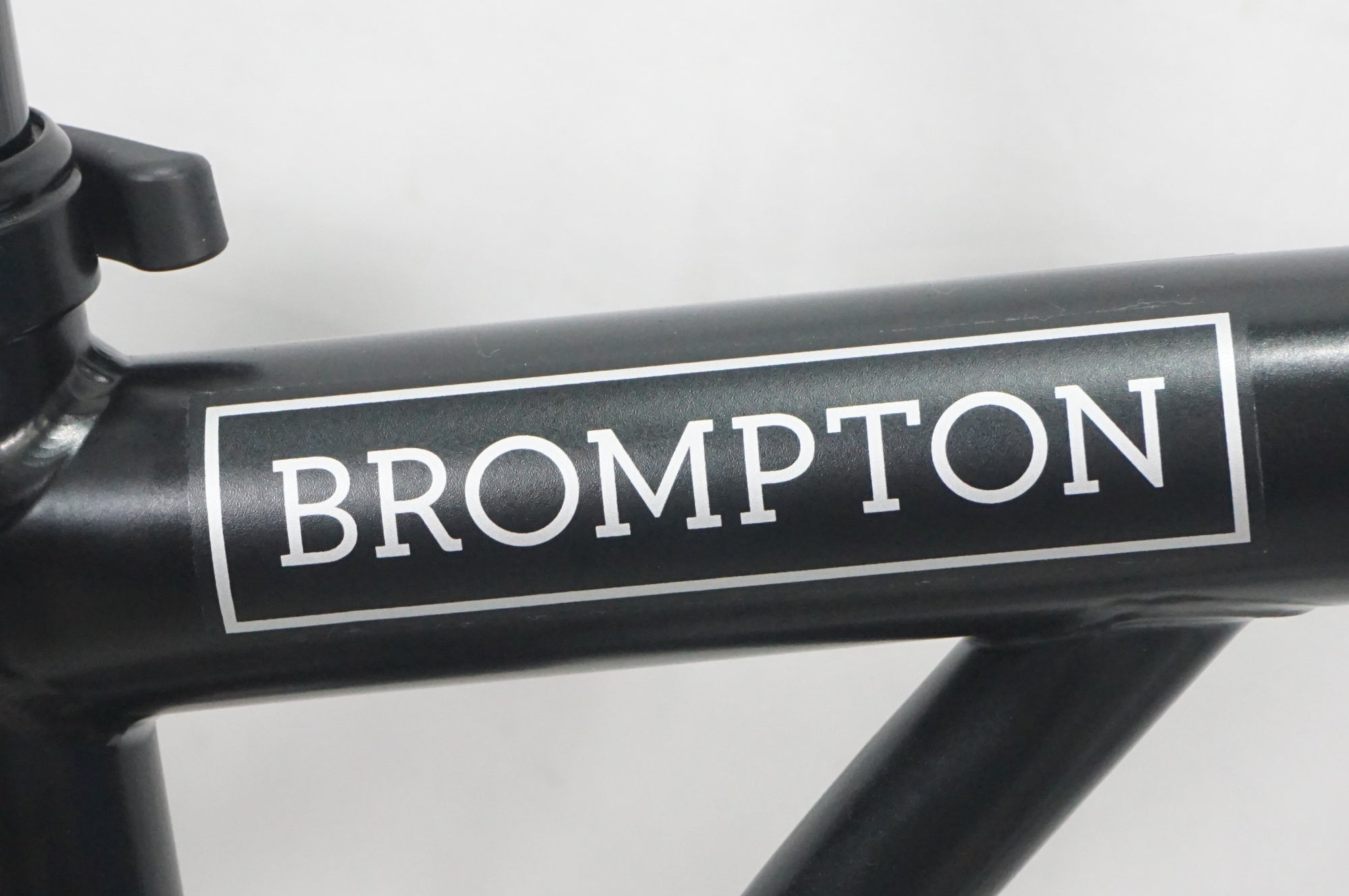 BROMPTON 「ブロンプトン」 C LINE EXPLORE MID WITH RACK 2024年モデル 16インチ 折りたたみ自転車 / AKIBA店