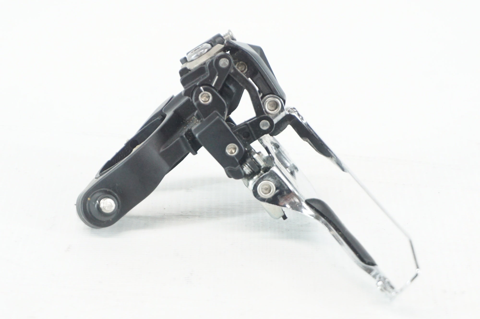 SHIMANO 「シマノ」 105 FD-R7000 フロントディレイラー / 阪急塚口店