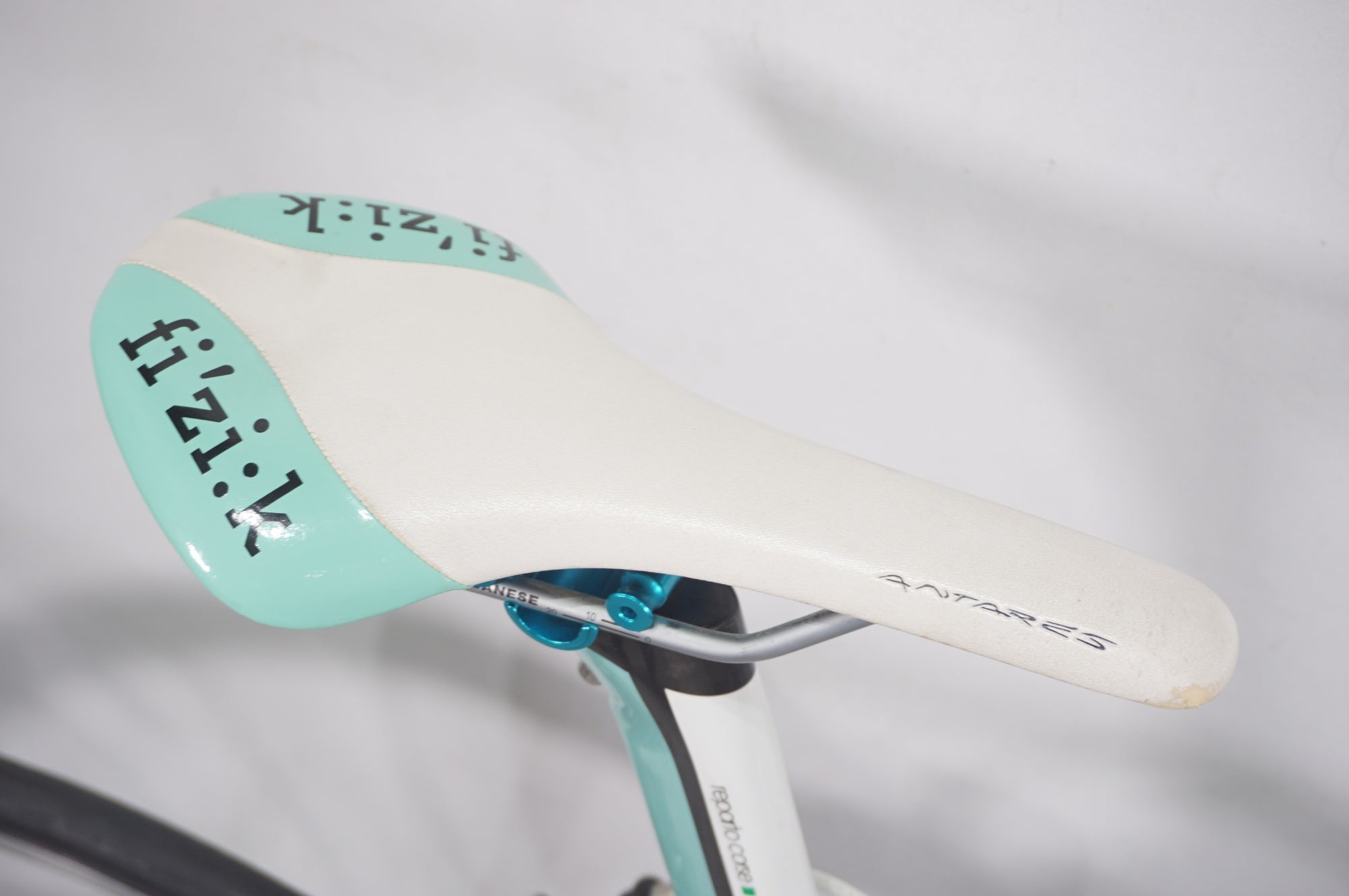 BIANCHI 「ビアンキ」 OLTRE 2011年モデル ロードバイク / AKIBA店