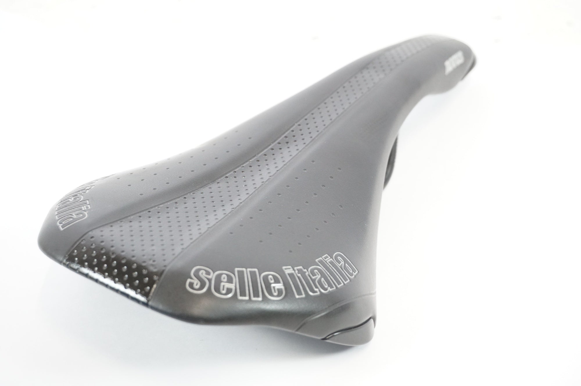 SELLE ITALIA 「セライタリア」 NOVUS サドル / 宇都宮店