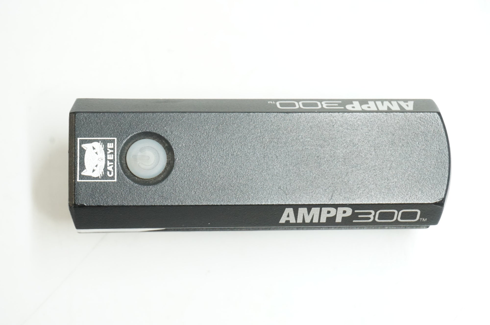 CATEYE 「キャットアイ」 AMPP300 フロントライト / 大宮店