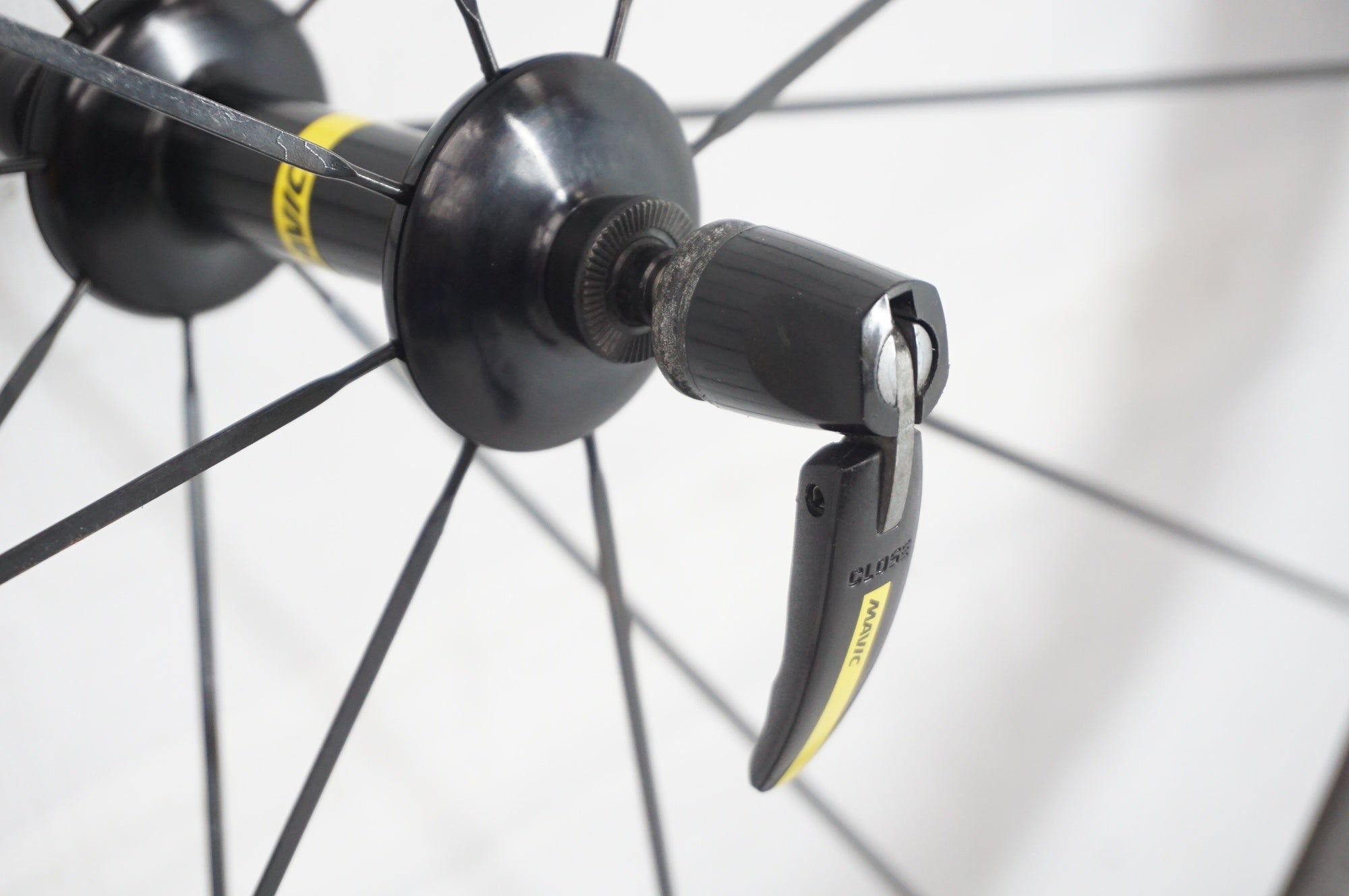 MAVIC 「マヴィック」 COSMIC CARBONE 40 ELITE シマノ11速 ホイールセット / 阪急塚口店
