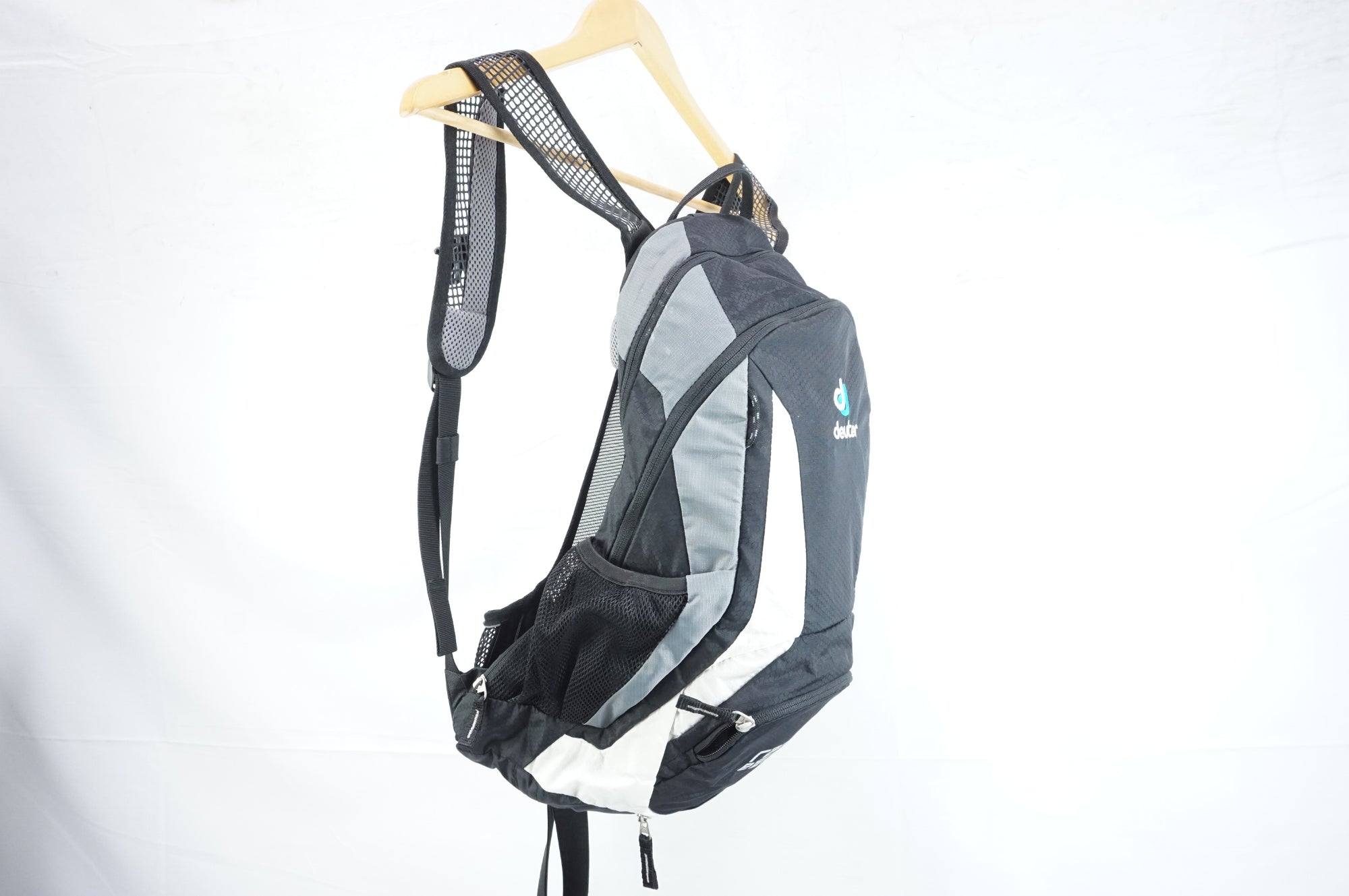 DEUTER 「ドイター」 RACE EXP AIR バックパック / 中目黒店