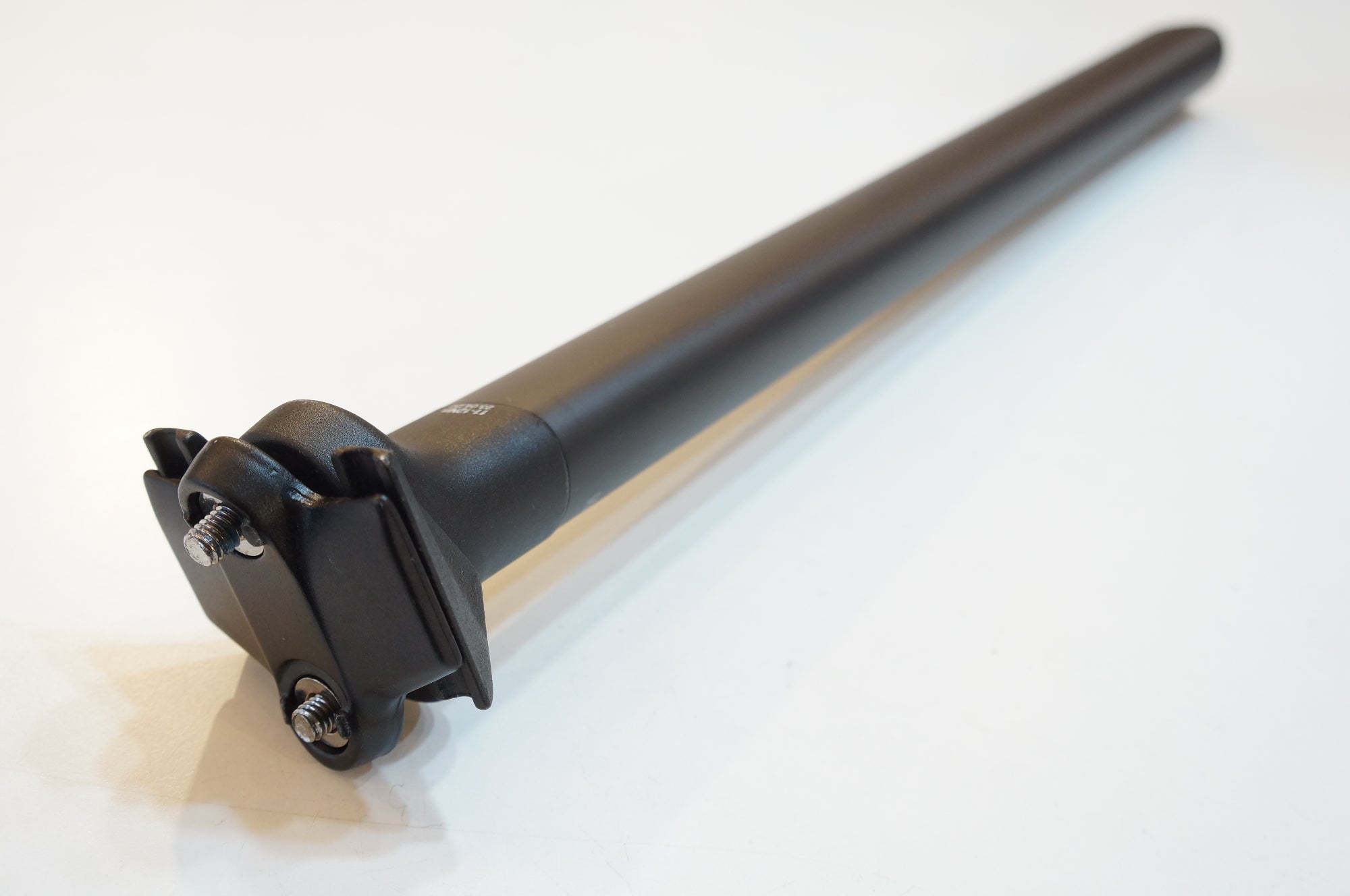 GIANT 「ジャイアント」 カーボン 380mm シートポスト / バイチャリ浦和ベース