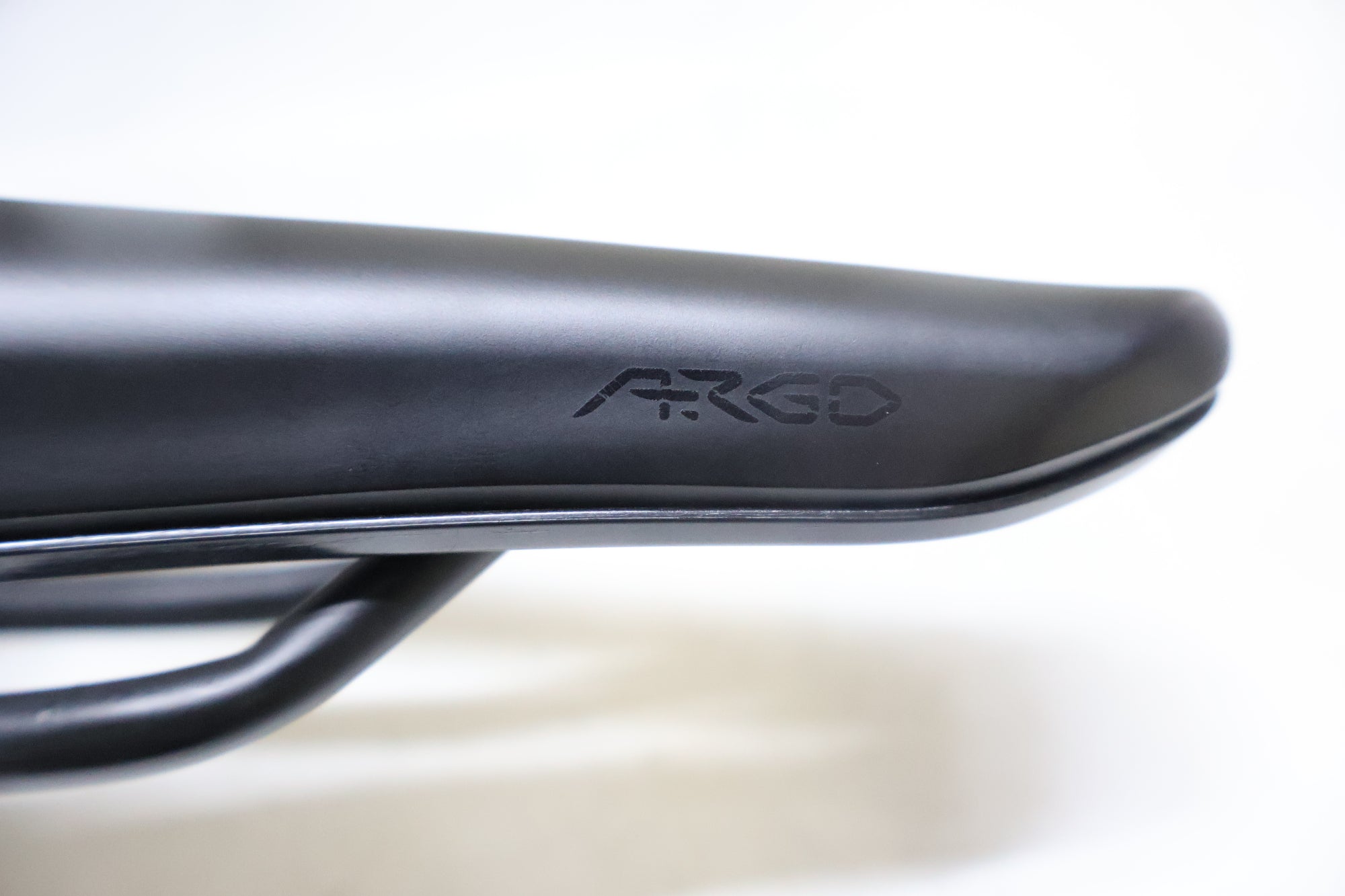 FIZIK 「フィジーク」 ARGO TEMPO R5 サドル / 高知店