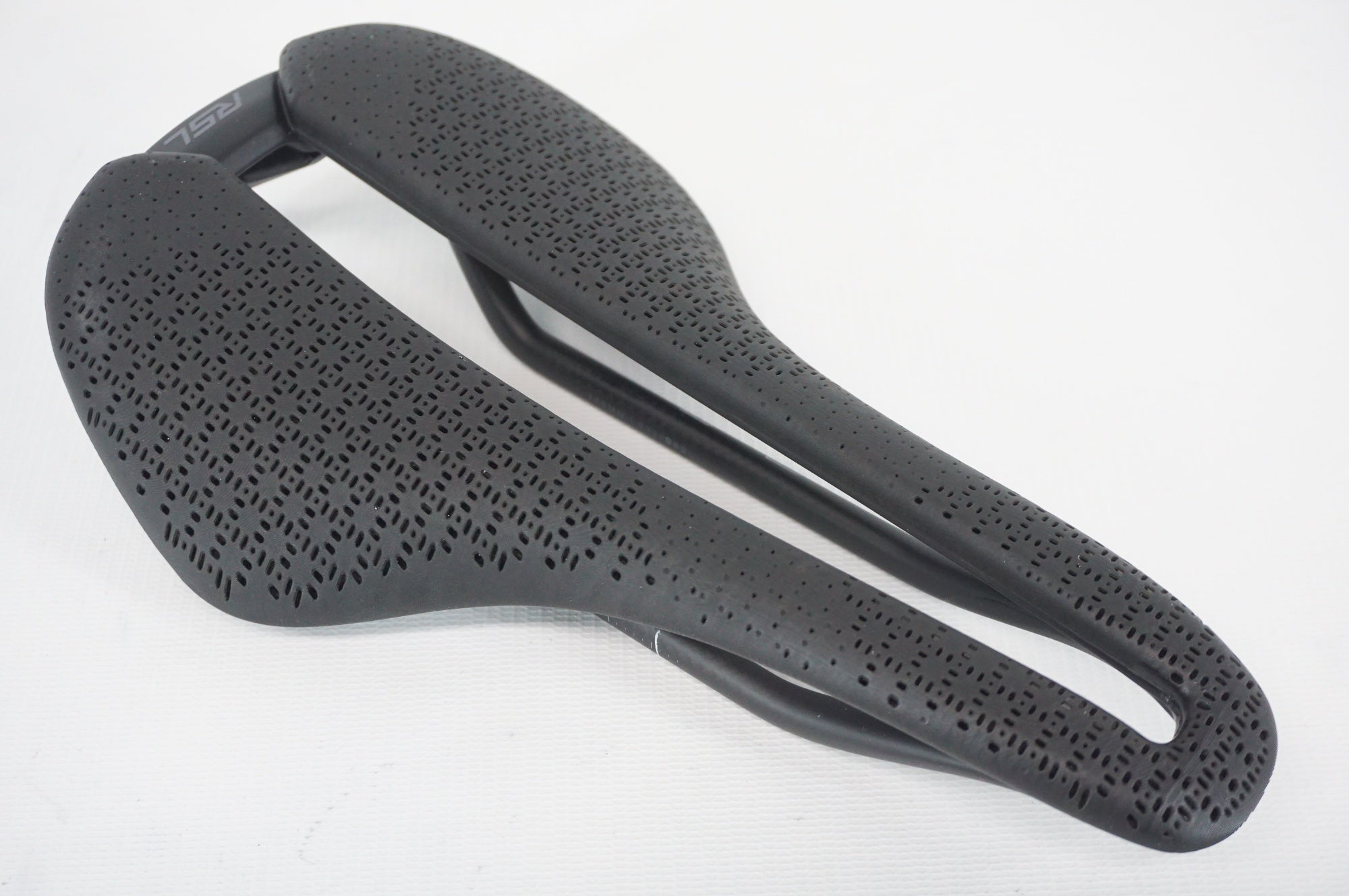 TREK 「トレック」 AEOLUS RSL AIRLOOM サドル / 阪急塚口店