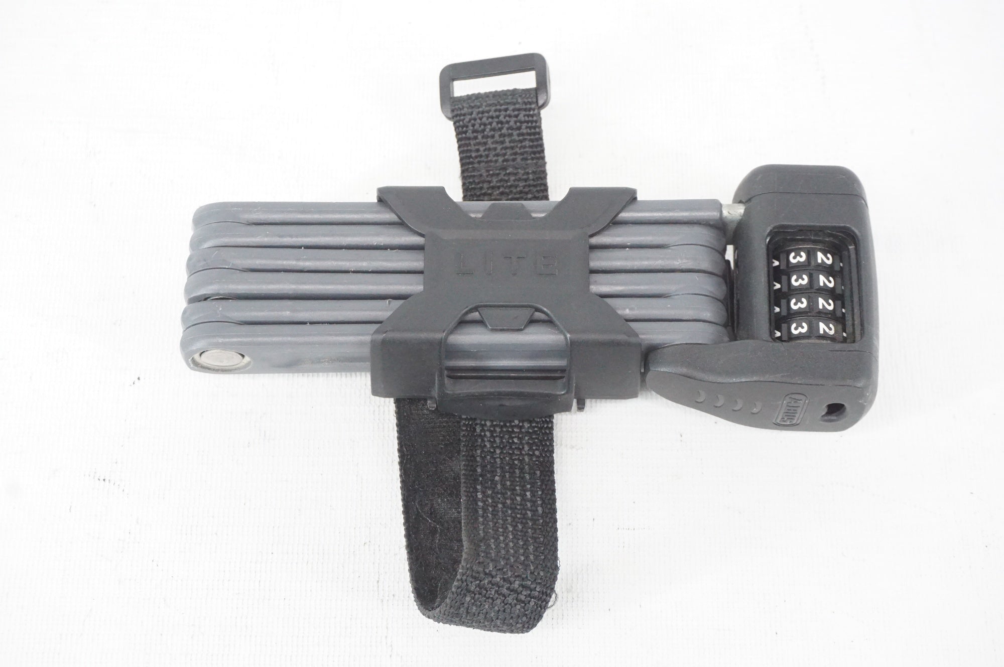 ABUS 「アバス」 BORDO LITE 6055C ロック / 阪急塚口店