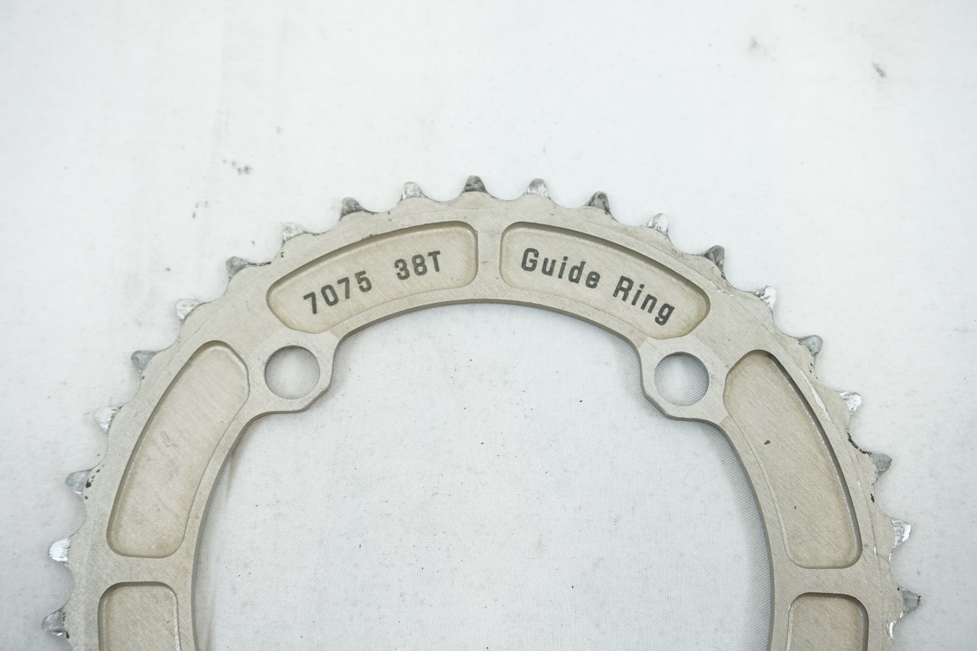 E-THIRTEEN 「イーサーティーン」 チェーンリングセット / 有明ガーデン店