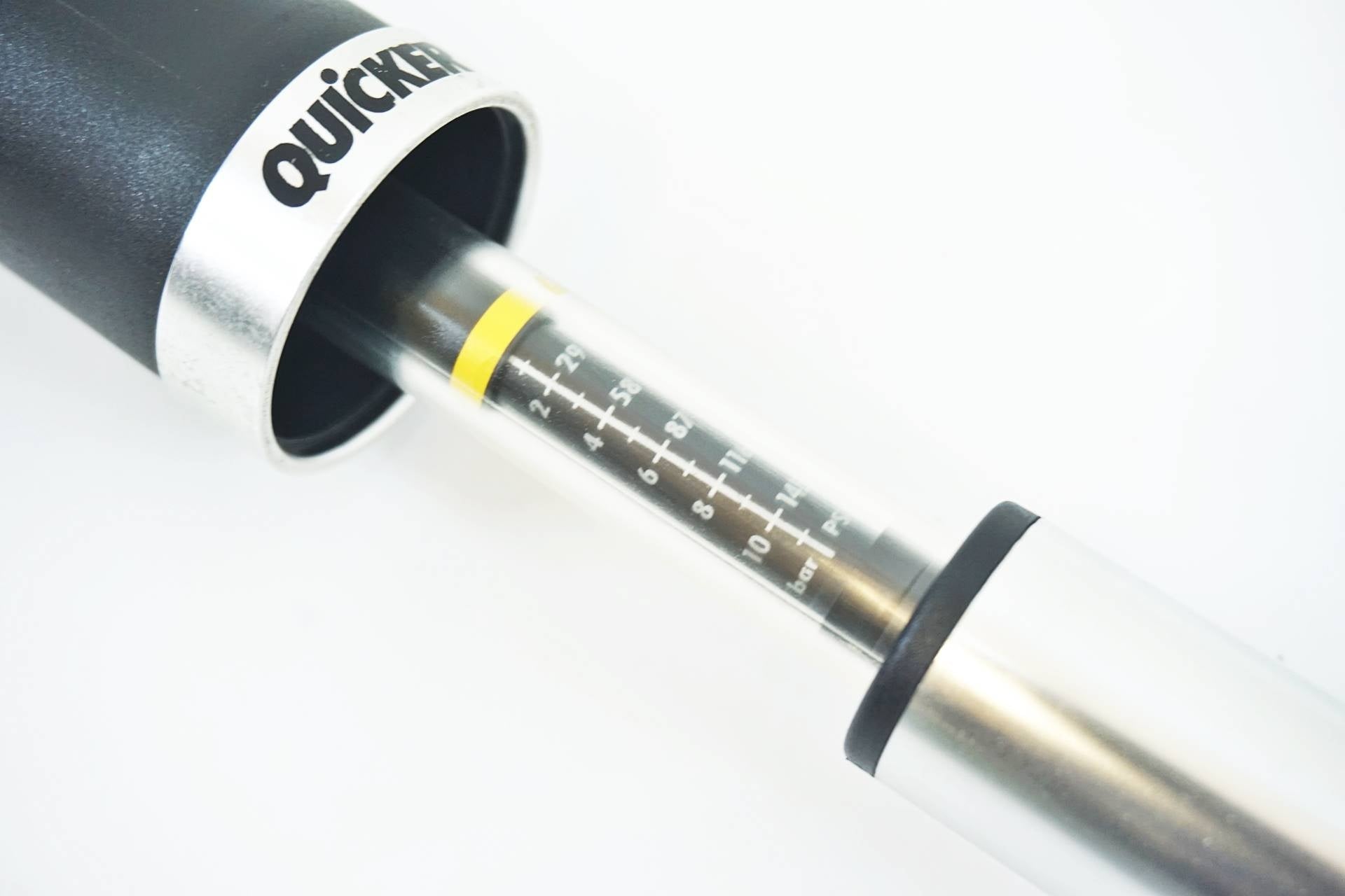 QUICKER 「クイッカー」 携帯ポンプ / 有明ガーデン店