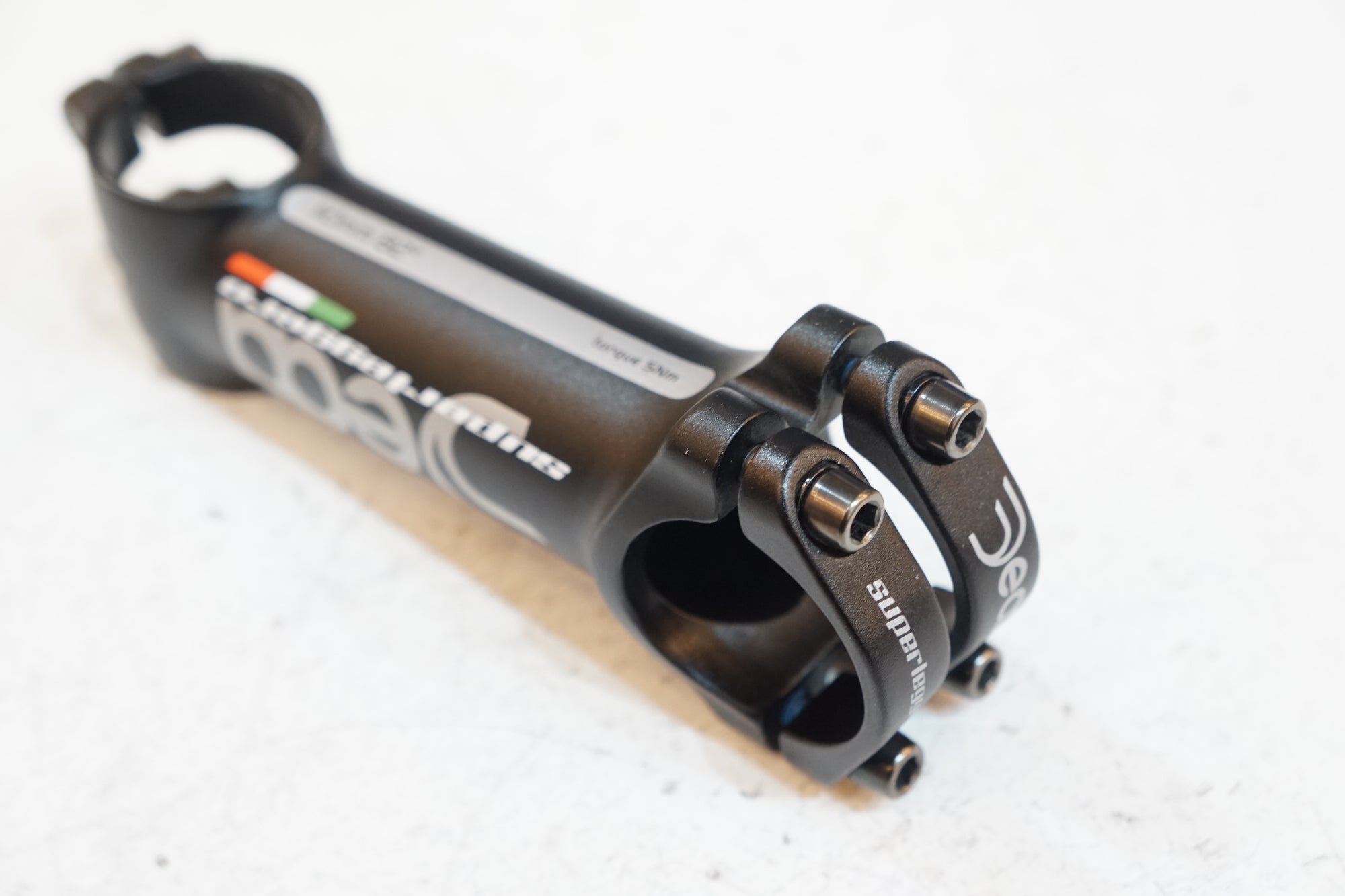 DEDA 「デダ」 SUPERLEGGERO φ31.7 110mm 82° ステム / バイチャリ浦和ベース
