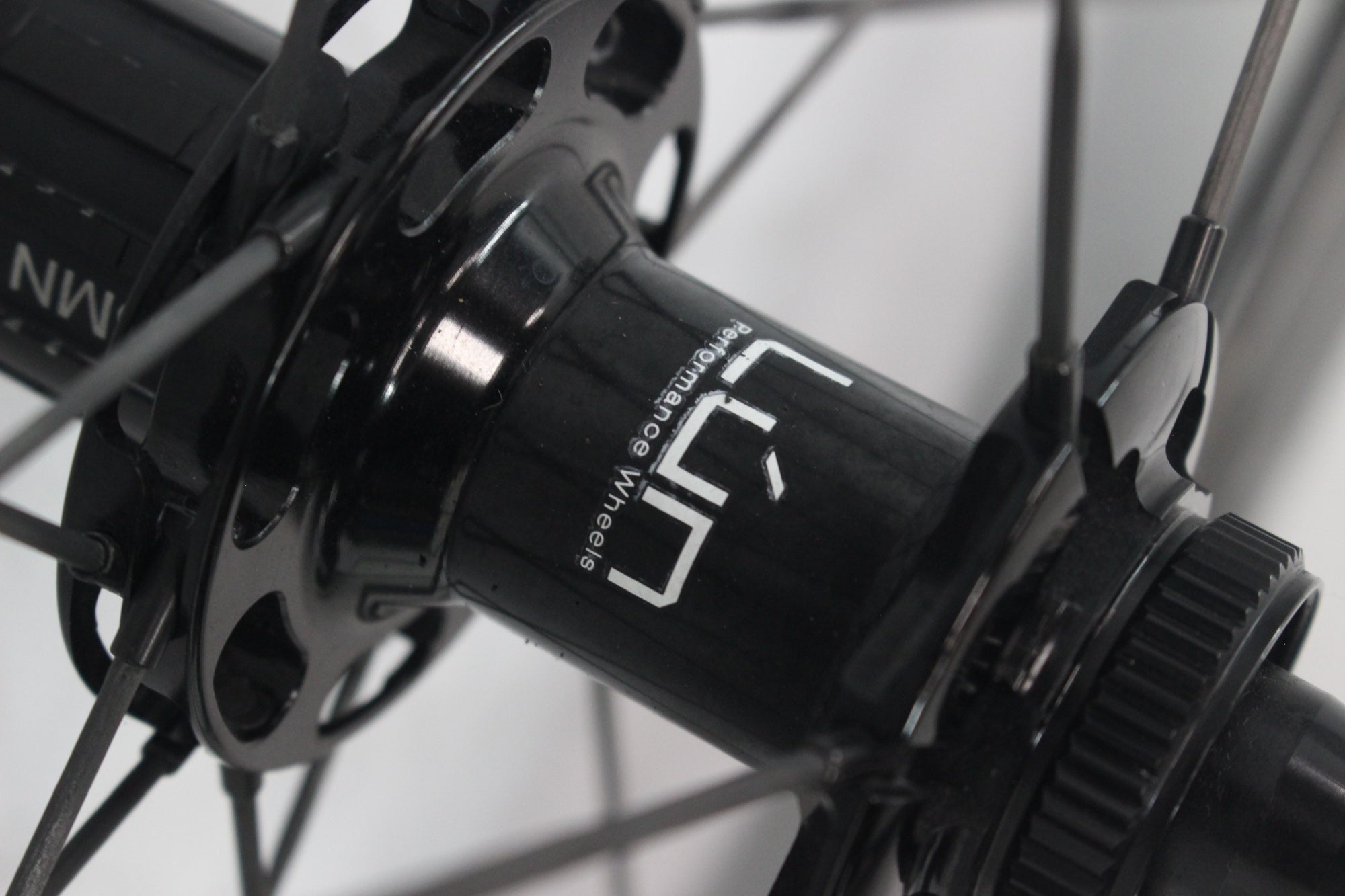 LUN 「ルン」 HYPER D45 DISC シマノ11速 ホイールセット / 阪急塚口店