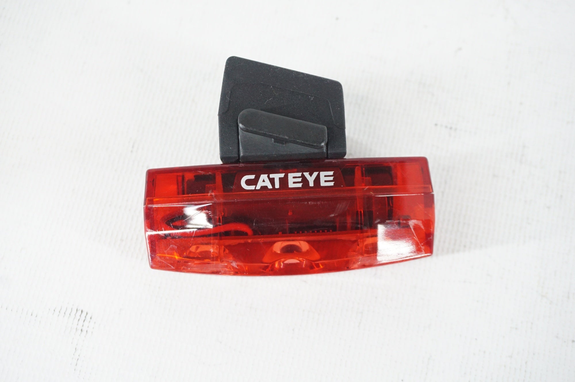 CATEYE 「キャットアイ」 VIZ300 リアライト / 阪急塚口店