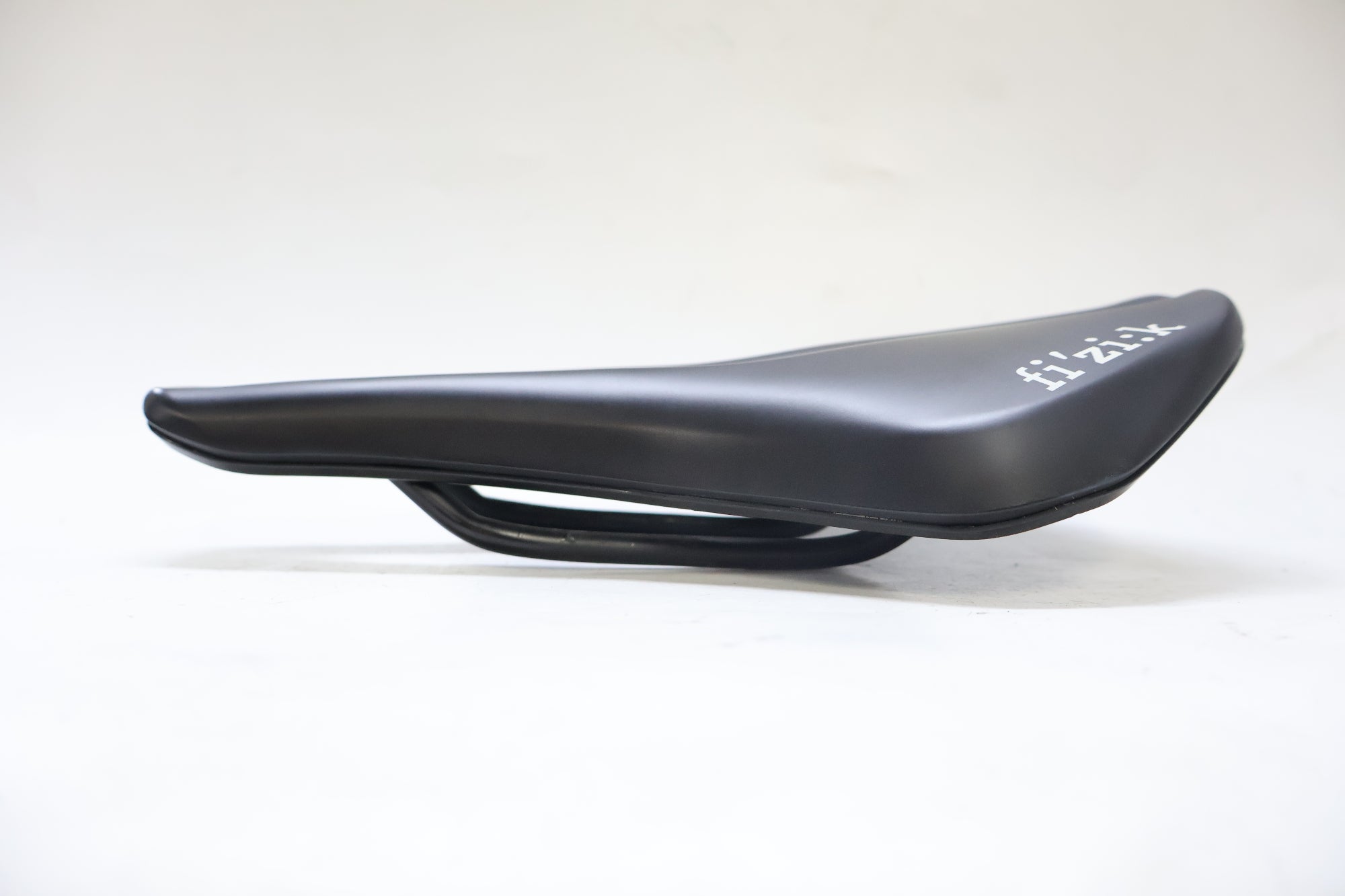 FIZIK 「フィジーク」 ARGO TEMPO R5 サドル / 高知店