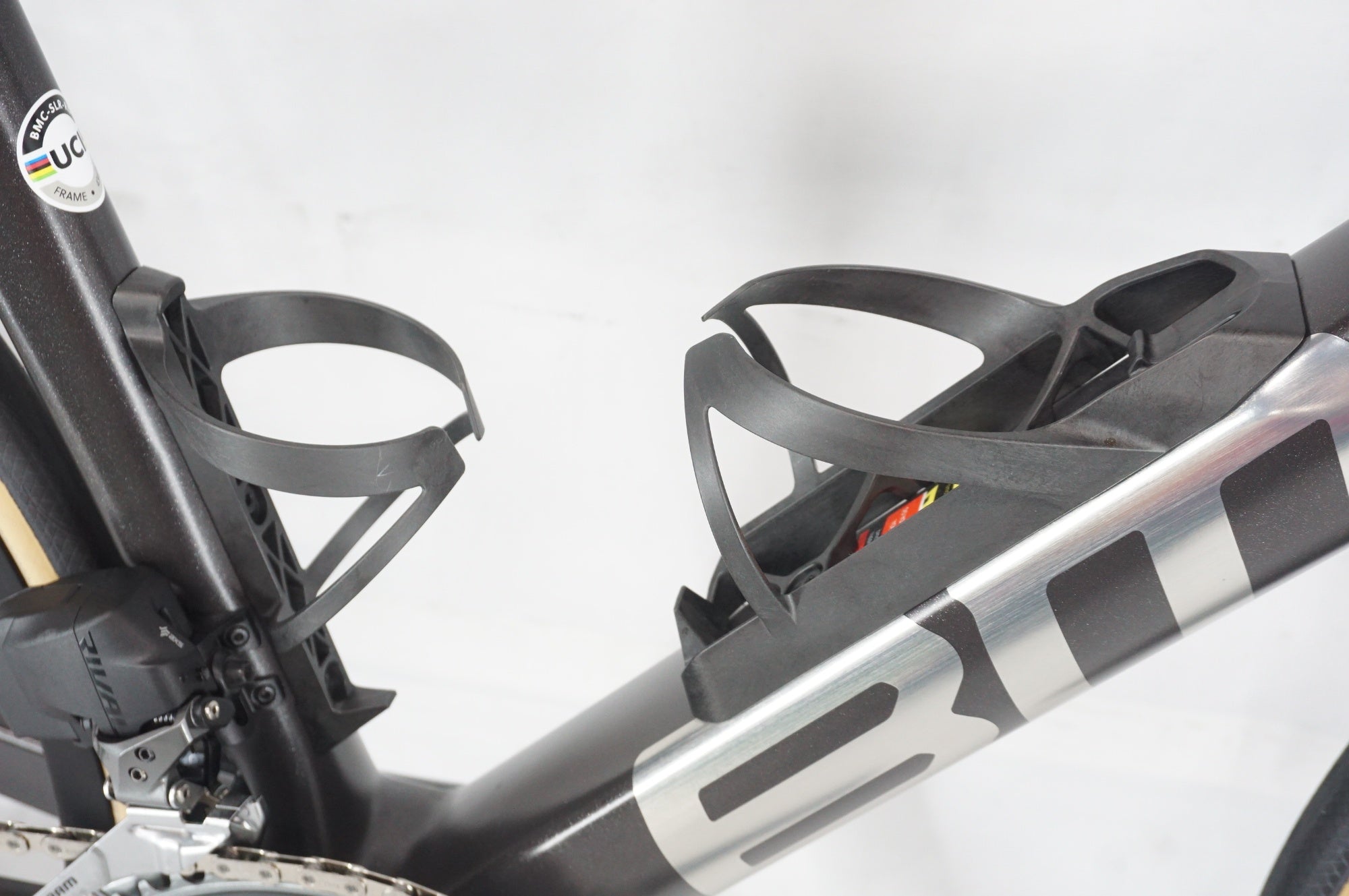 BMC 「ビーエムシー」 TEAMMACHINE SLR FOUR RIVAL AXS 2023年モデル ロードバイク / 阪急塚口店