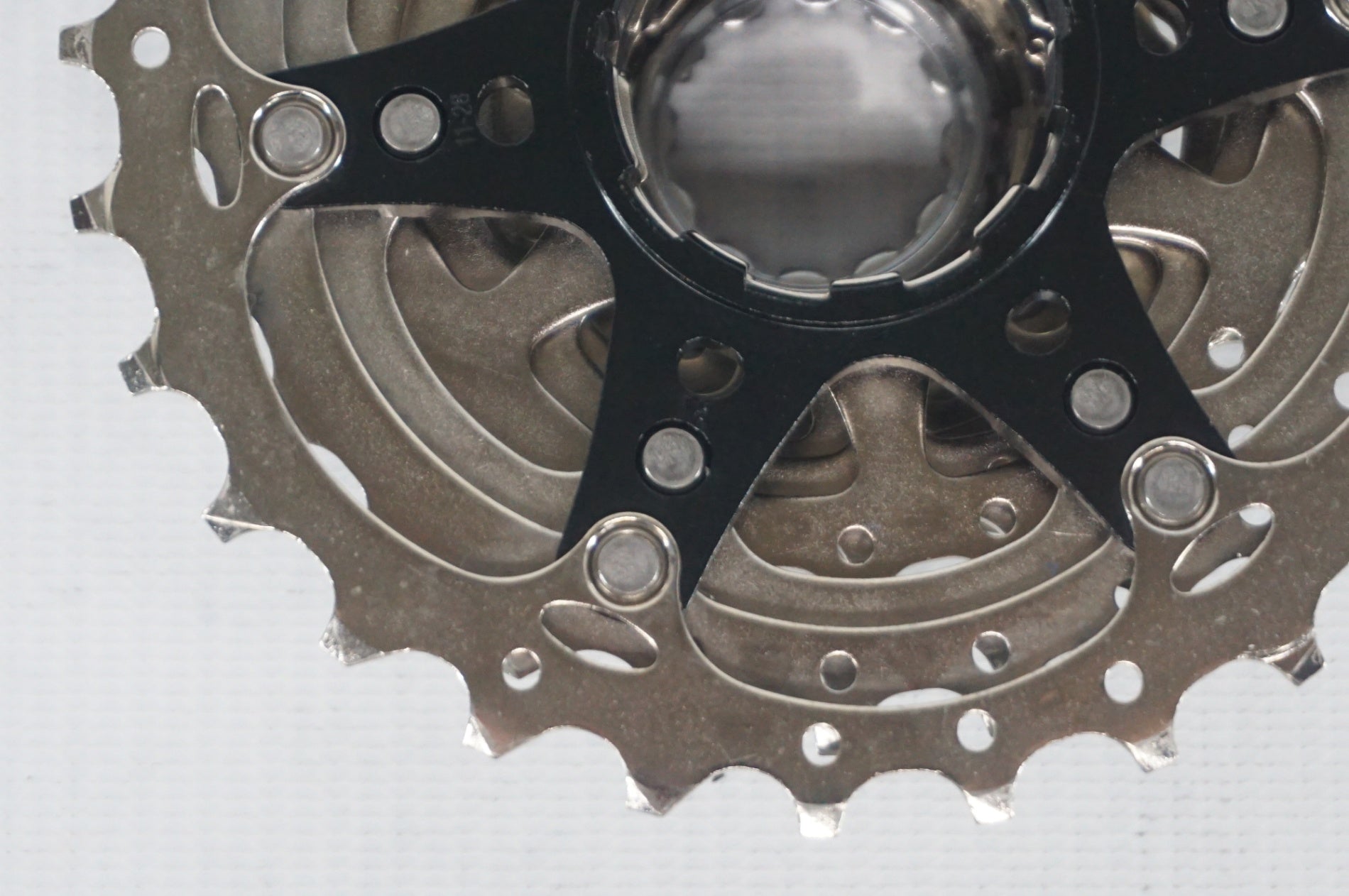 SHIMANO 「シマノ」 105 CS-R7000 11-28T スプロケット / 阪急塚口店