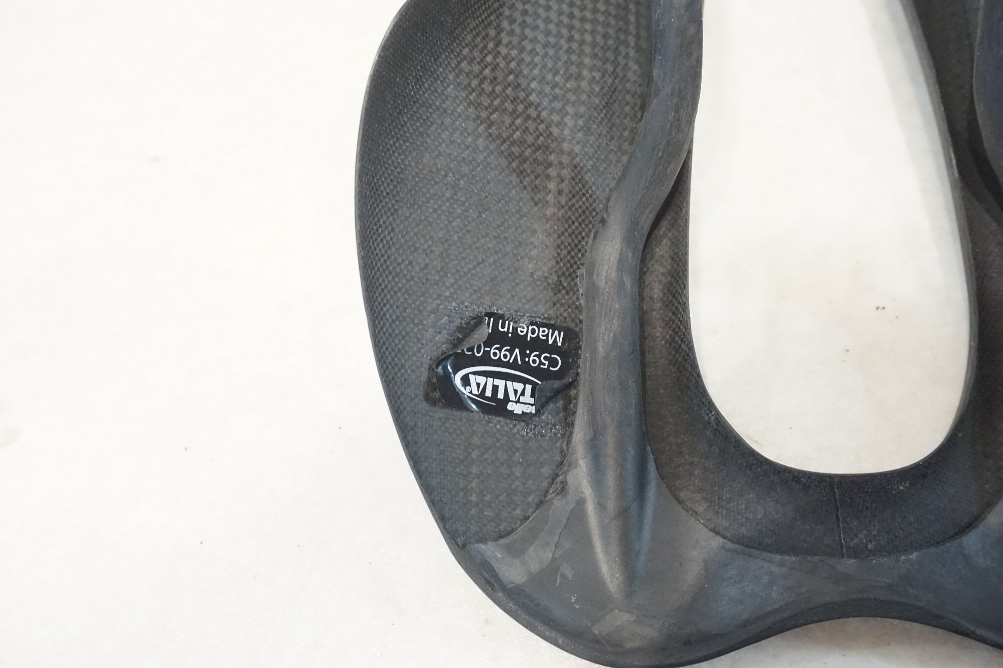 SELLE ITALIA 「セライタリア」 SLR C59 カーボンレール カーボン サドル / 横浜戸塚店