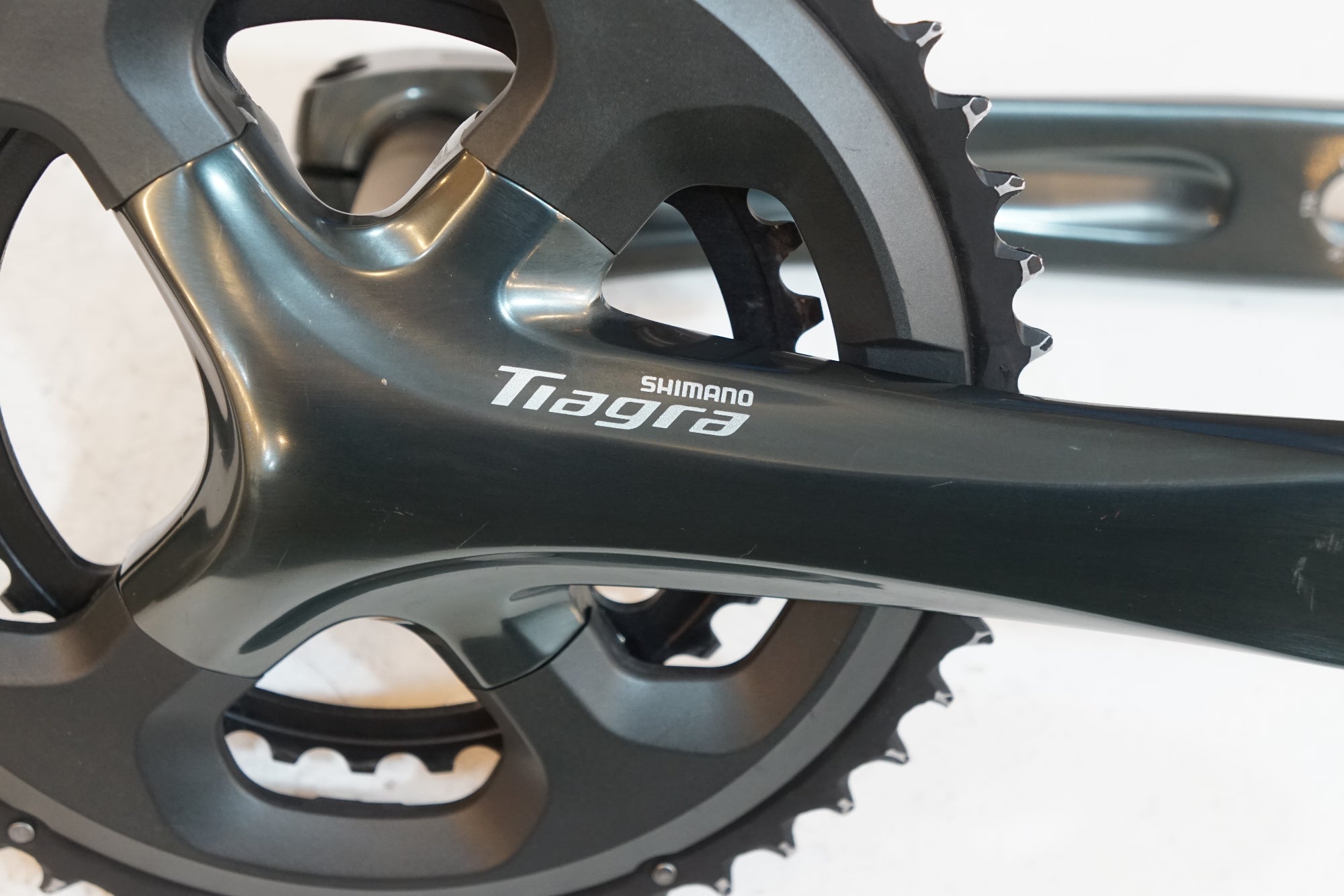 SHIMANO 「シマノ」 TIAGRA FC-4700 50-34T 17mm クランクセット / バイチャリ浦和ベース