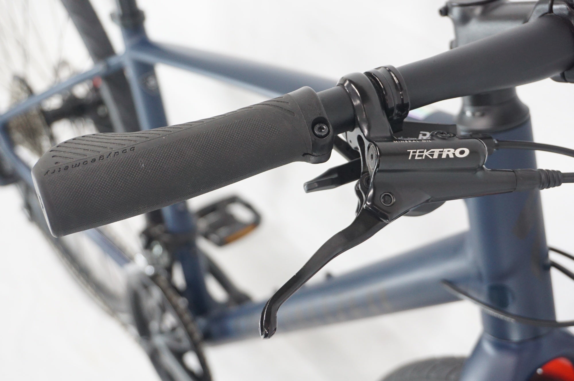 SPECIALIZED 「スペシャライズド」 SIRRUS MEN SPORT DISC 2018年モデル クロスバイク / 阪急塚口店