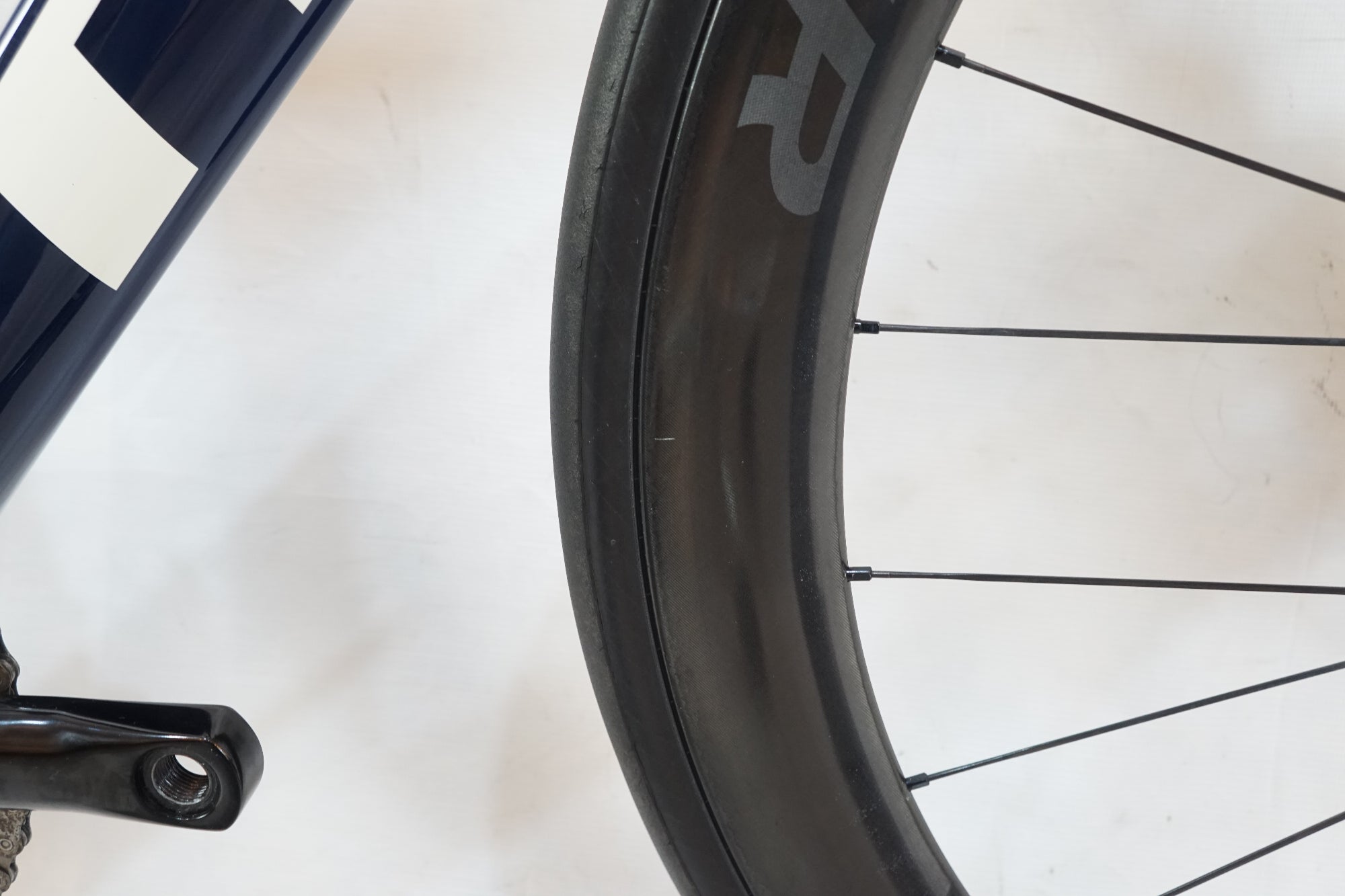 TREK 「トレック」 EMONDA SL5 2024年モデル ロードバイク / バイチャリ浦和ベース