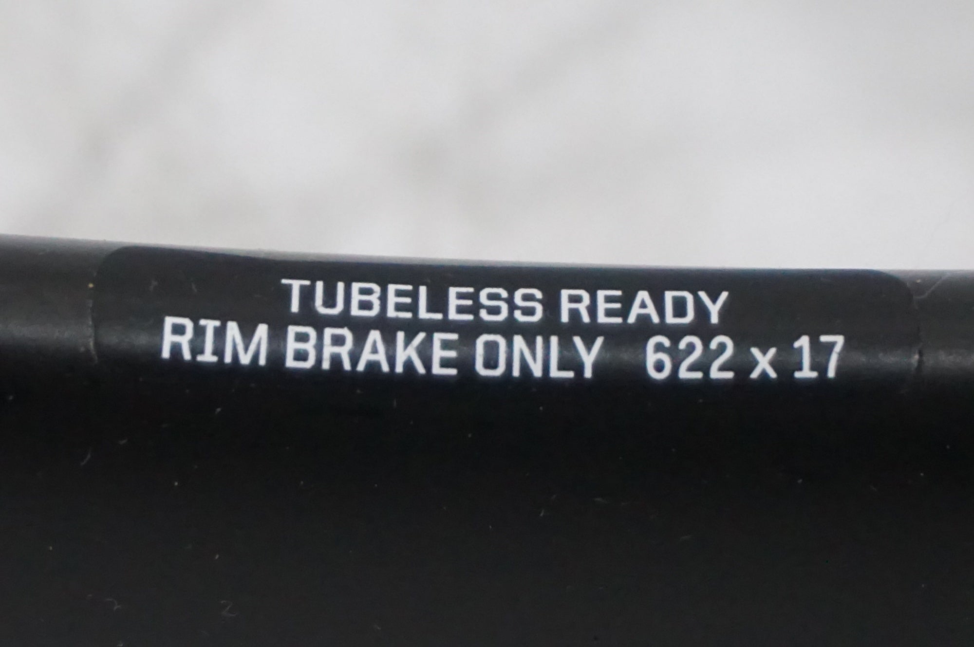 BONTRAGER 「ボントレガー」 AEOLUS COMP 5 TLR シマノ11速 ホイールセット / AKIBA店