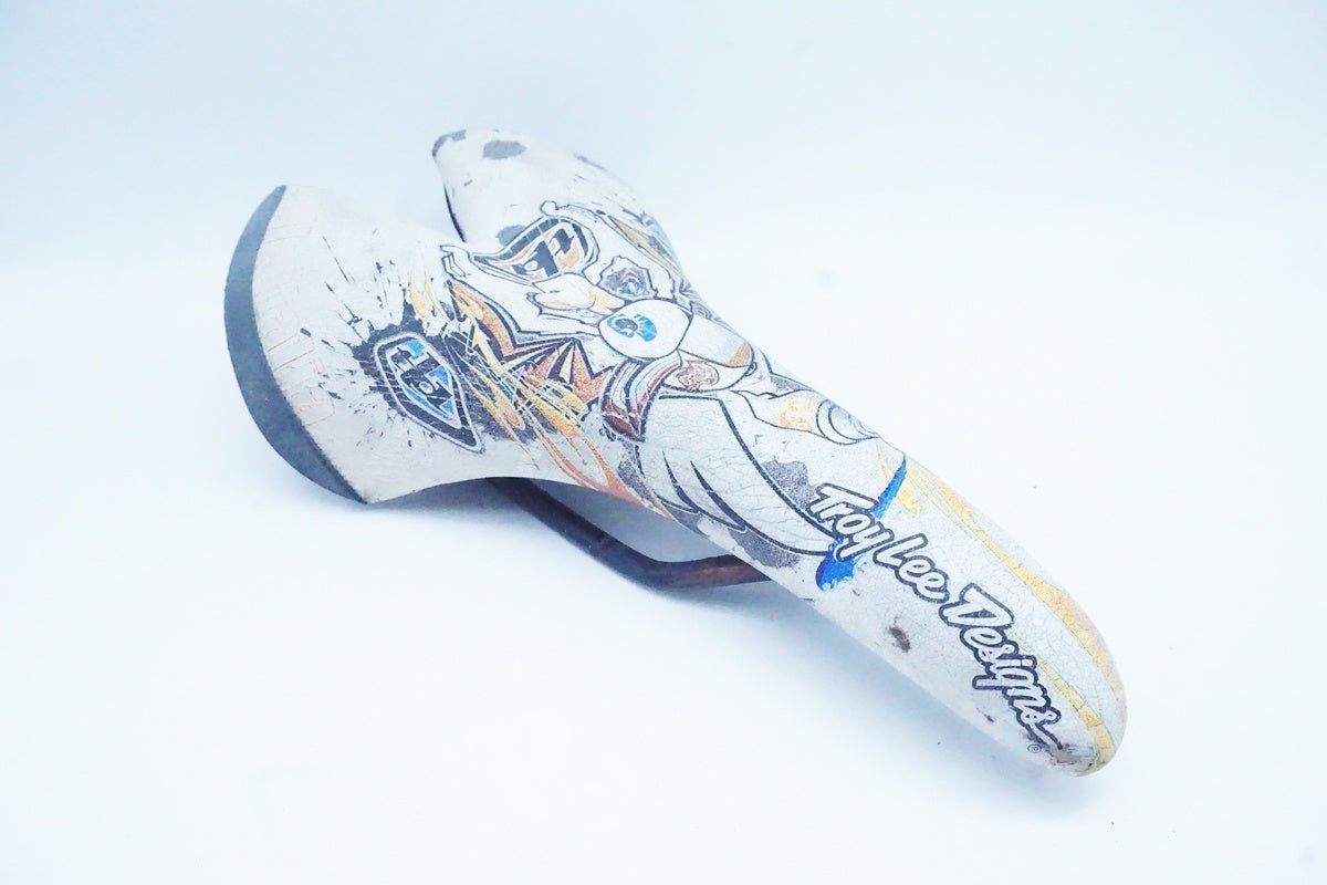 SELLE ITALIA「セライタリア」 TROY LEE DESIGNES サドル/ 京都西院店