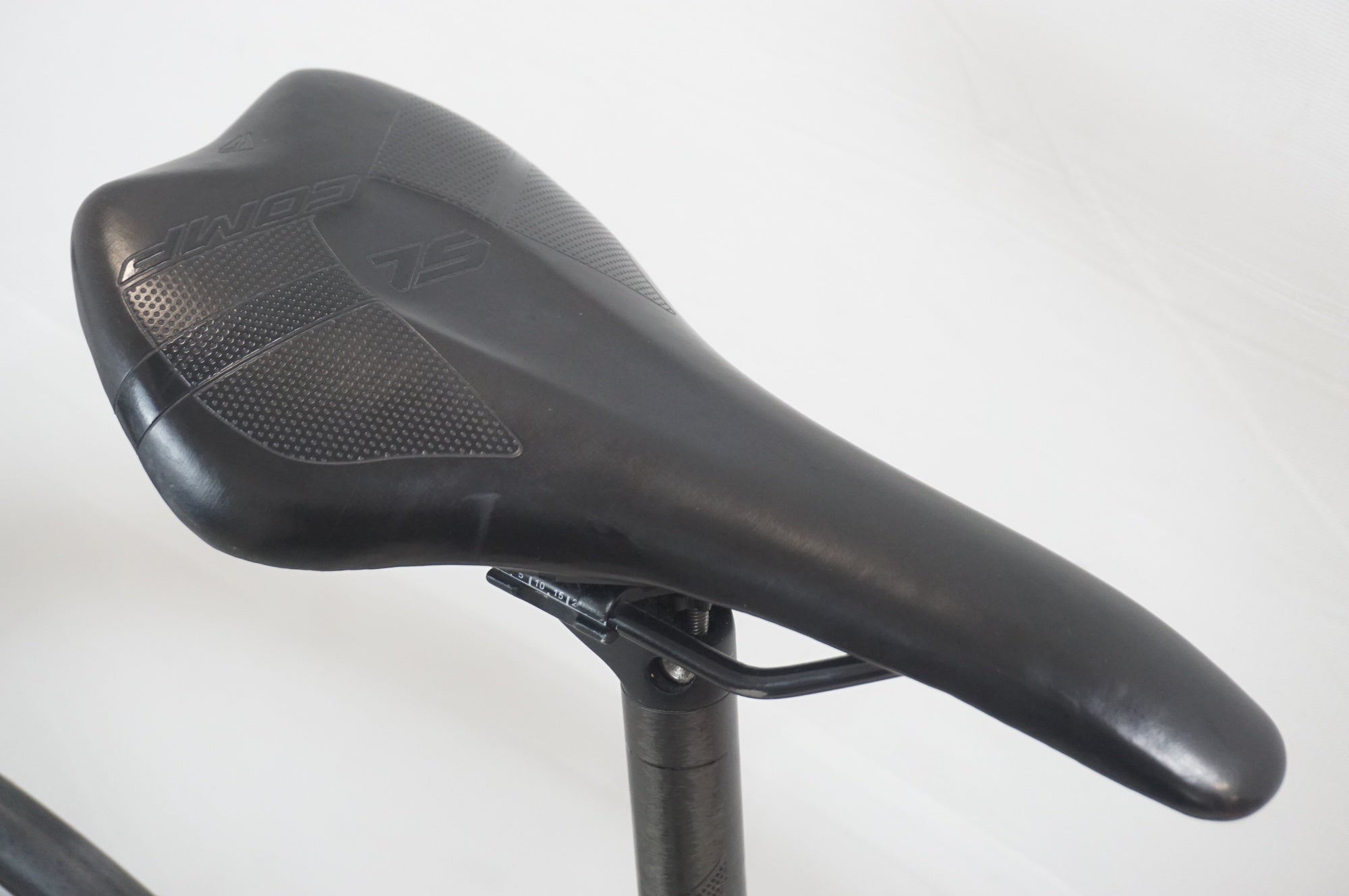 MERIDA 「メリダ」 SCULTURA 4000 RIM 2021年モデル ロードバイク / 福岡店