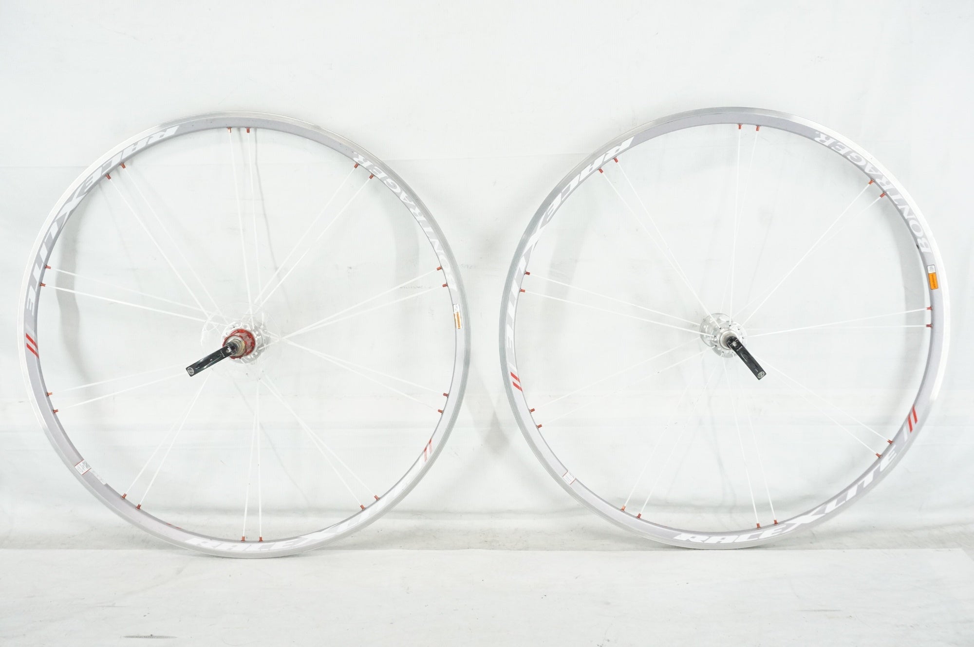 BONTRAGER 「ボントレガー」 RACE X LITE シマノ10速 ホイールセット