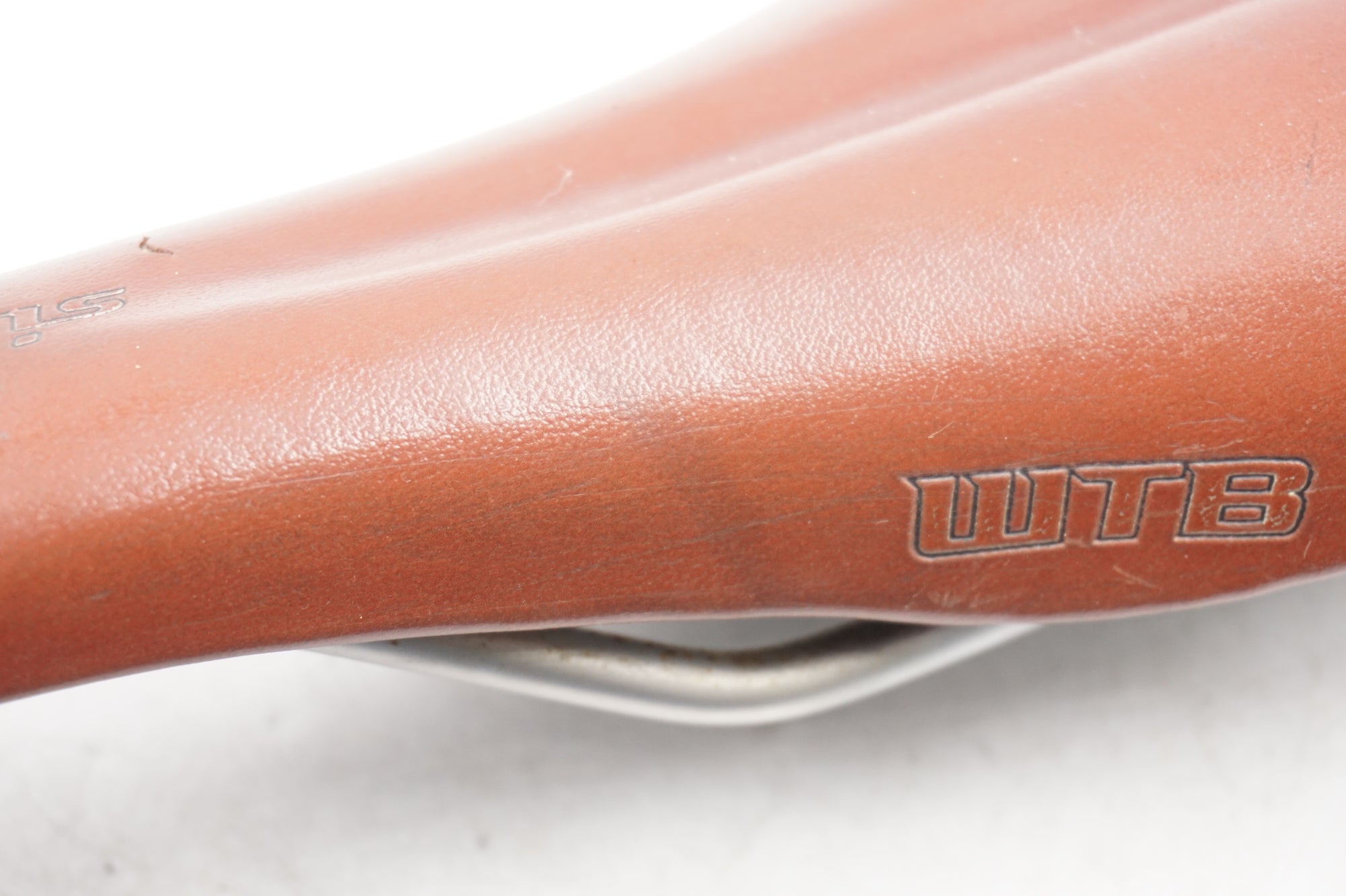 WTB 「ダブルティービー」 SILVERADO THINLINE サドル / 奈良店