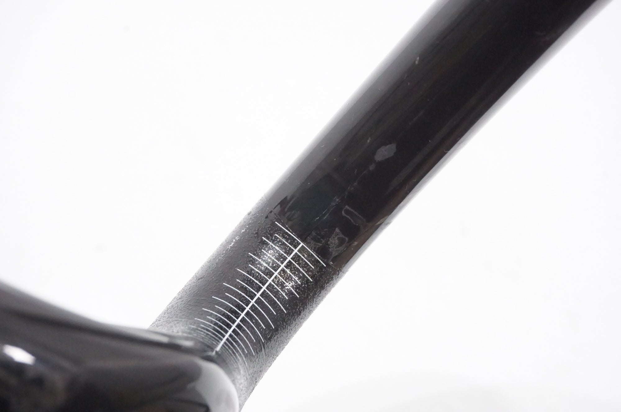 3T 「スリーティー」 ERGONOVA TEAM φ31.8 420mm カーボンハンドル / AKIBA店