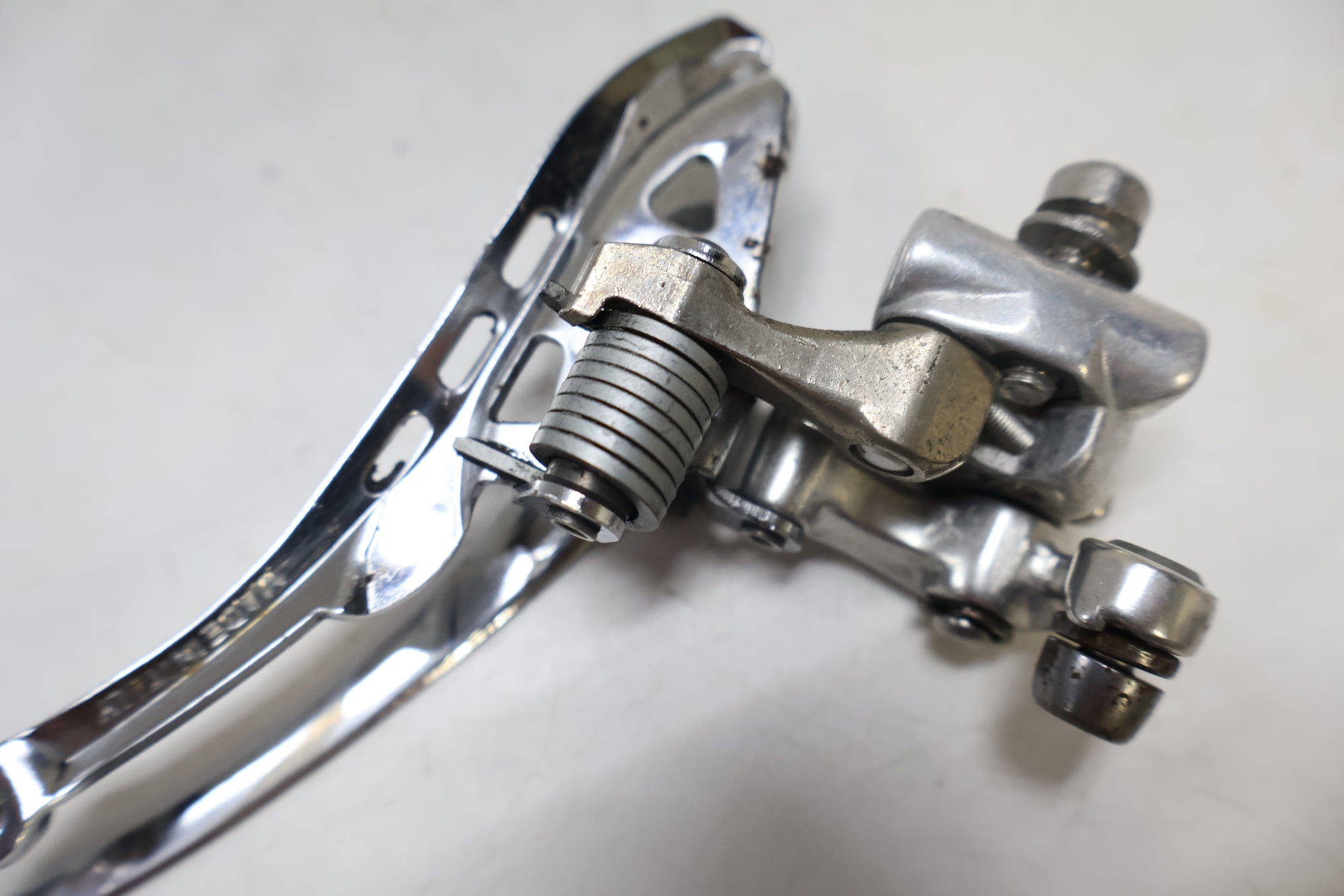 CAMPAGNOLO 「カンパニョーロ」 DAYTONA フロントディレイラー / 高知店