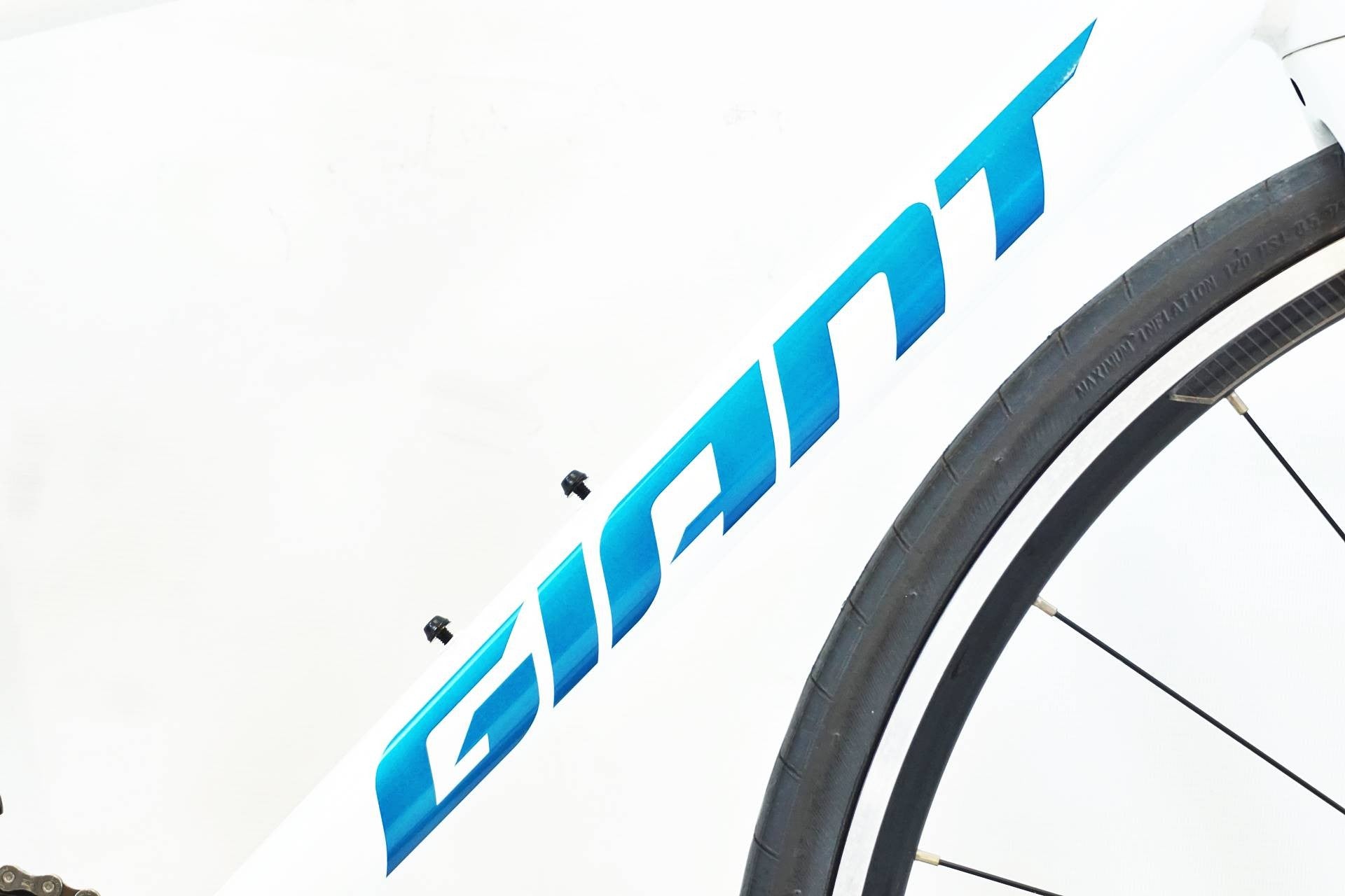 GIANT 「ジャイアント」 CONTEND 1 2021年モデル ロードバイク / 有明ガーデン店