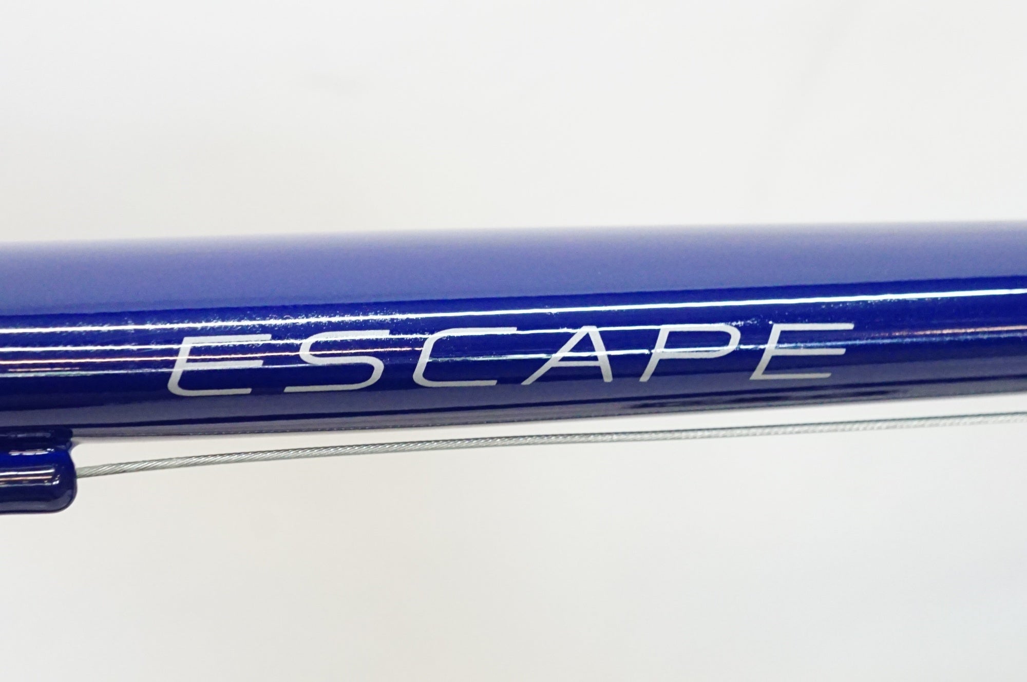 GIANT 「ジャイアント」 ESCAPE R3 MS LTD 2023年モデル クロスバイク / 熊谷本店