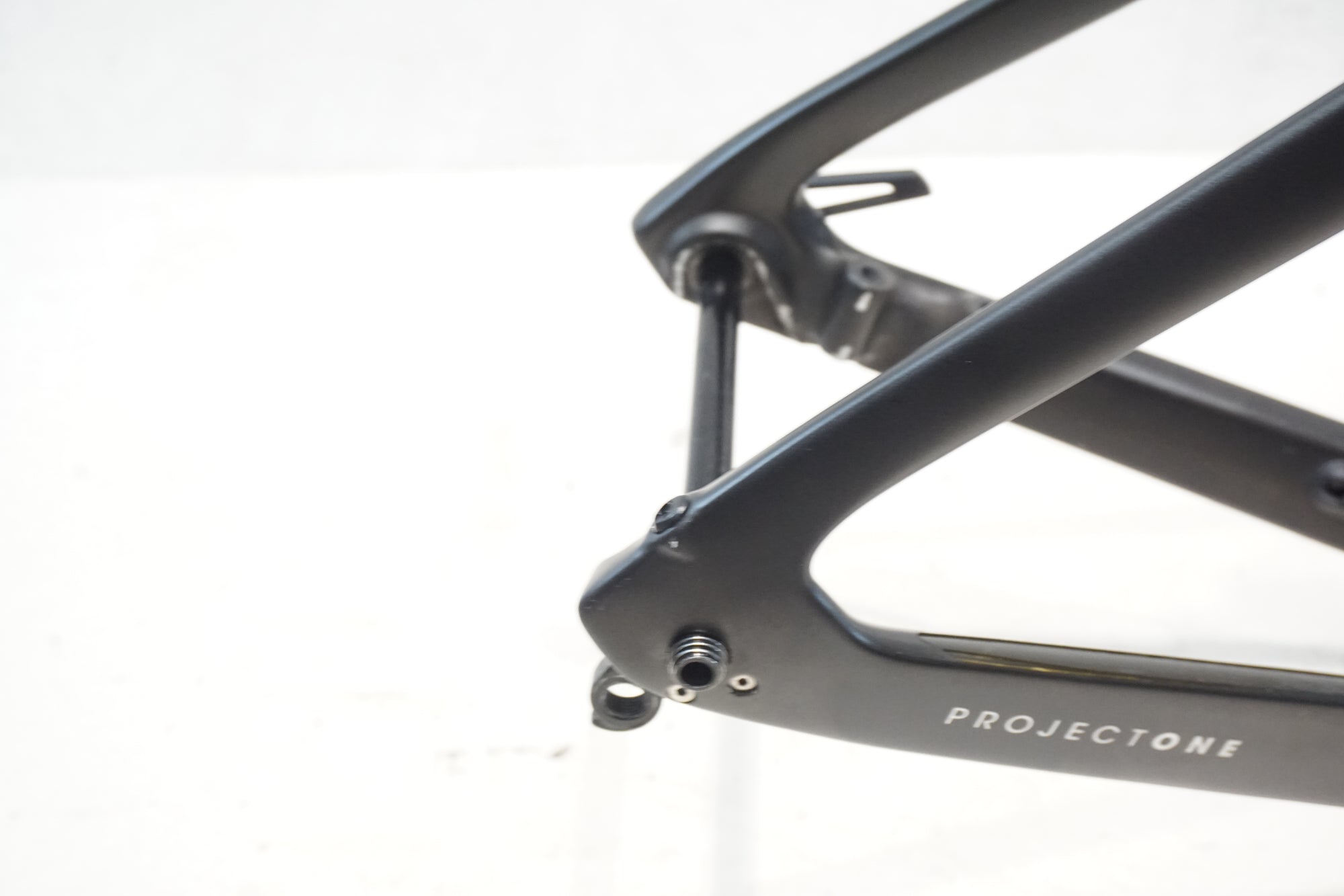 TREK 「トレック」 MADONE SLR DISC 2019年モデル フレームセット / 横浜戸塚店