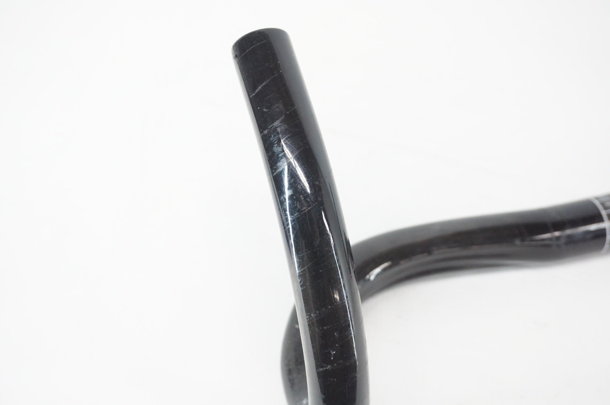 ENGAGE 「エンゲージ」 Φ31.8 405mm カーボンハンドル / 阪急塚口店