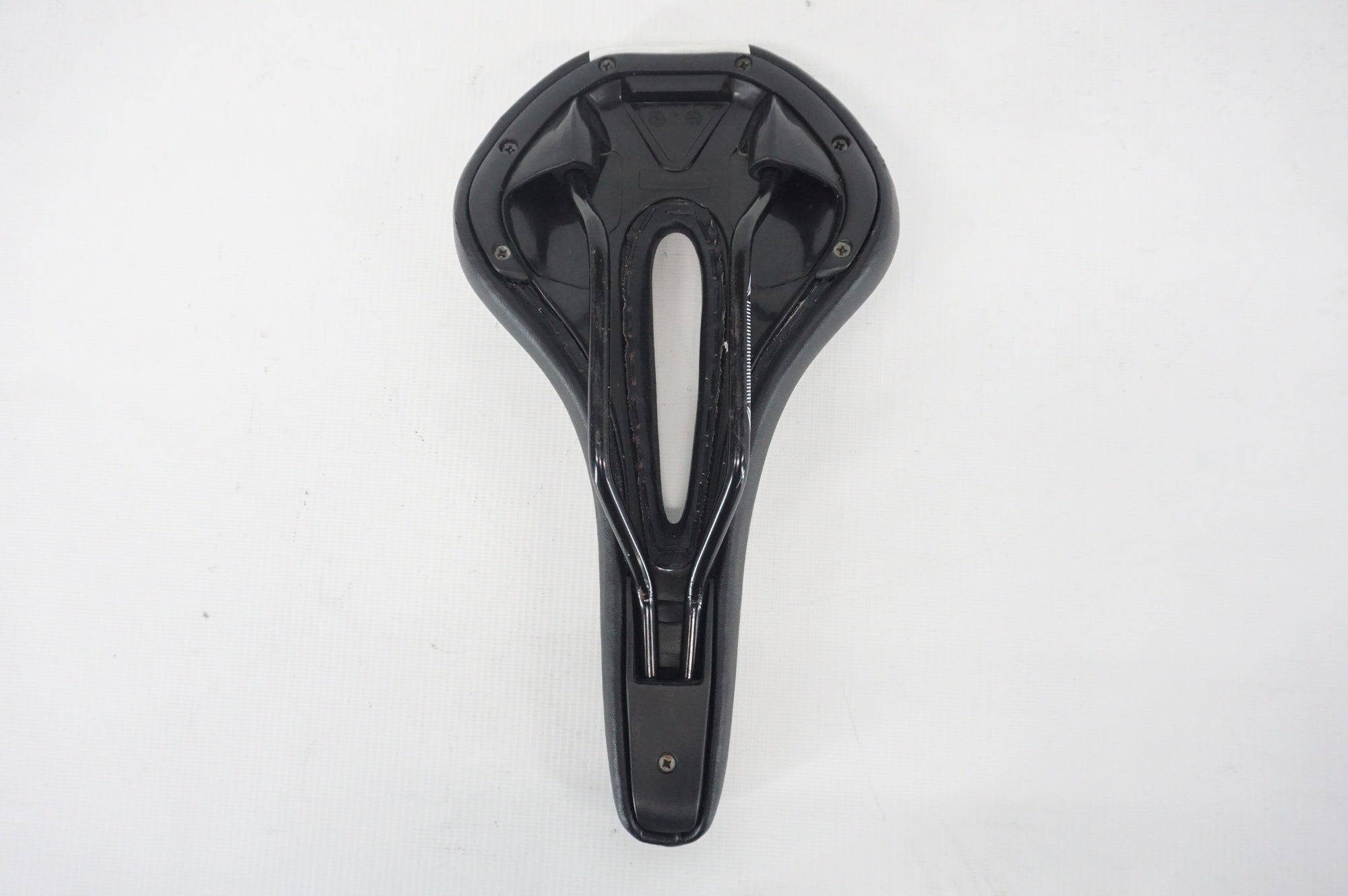 GORIX 「ゴリックス」 TOURING G100 サドル / 阪急塚口店