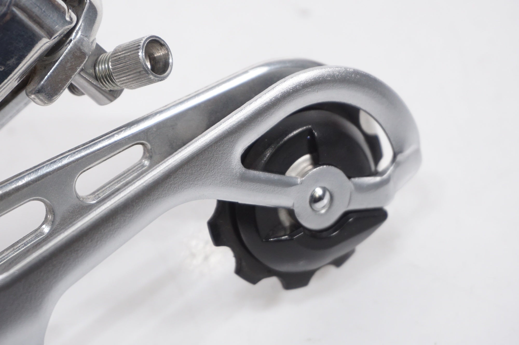 SHIMANO 「シマノ」 DEORE XT RD-M700 リアディレイラー / AKIBA店