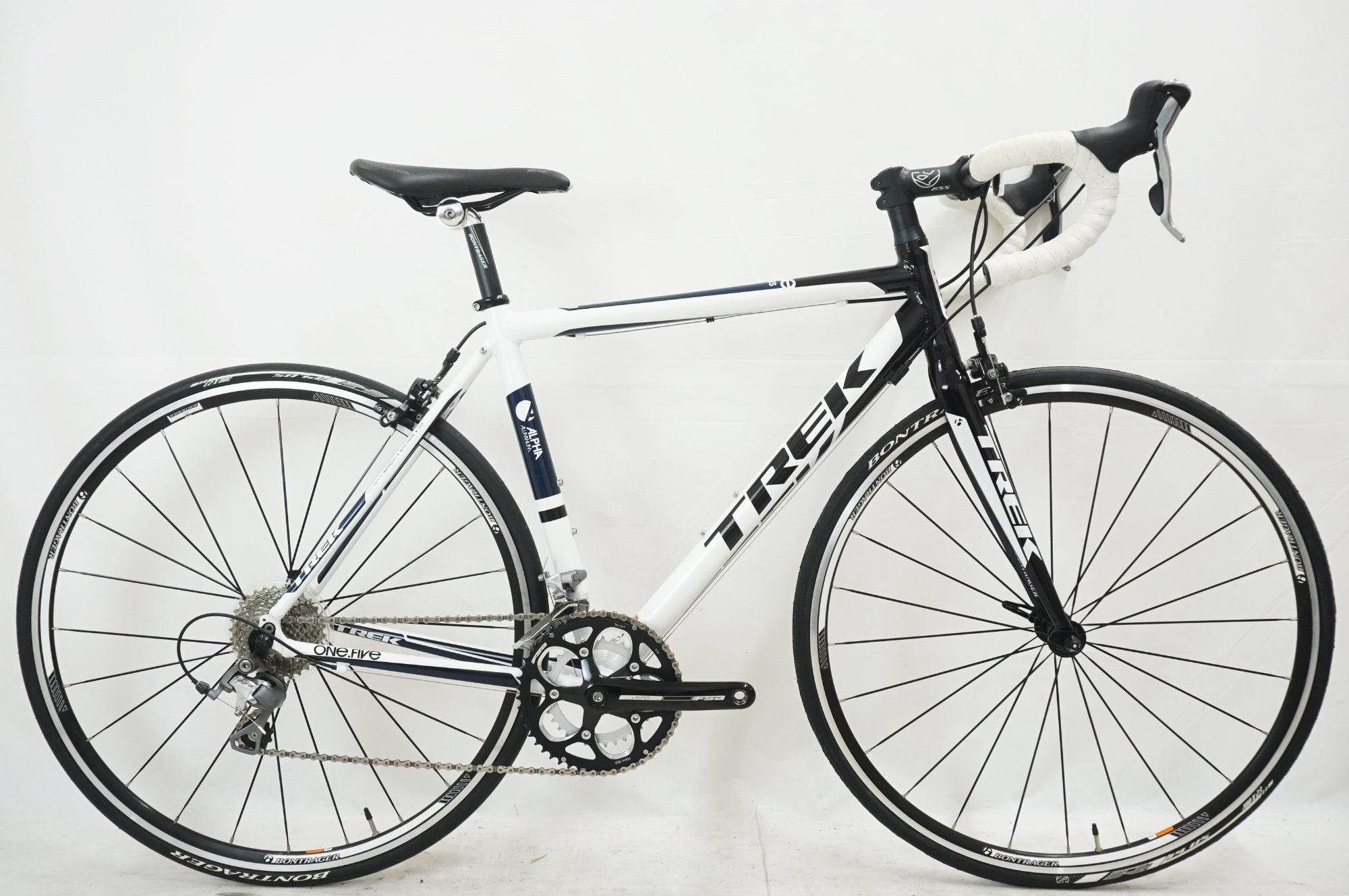 TREK 　WSD ウイメンズロードバイク Trek WSD Women's Equipment - The Bicycle Connection; Serves