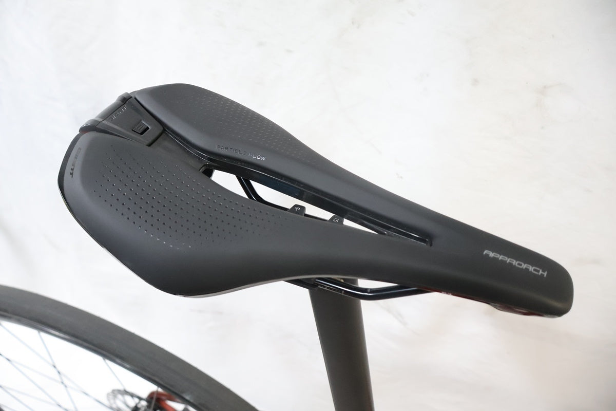 GIANT 「ジャイアント」 TCR ADVANCED 1 KOM 2026年モデル ロードバイク / 高知店