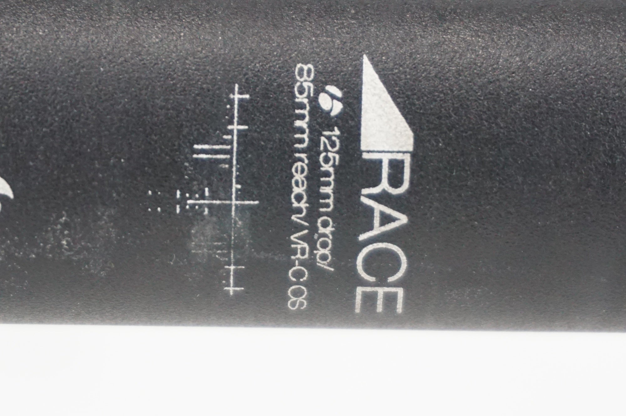 BONTRAGER 「ボントレガー」 RACE φ31.8 420mm ハンドル / 阪急塚口店