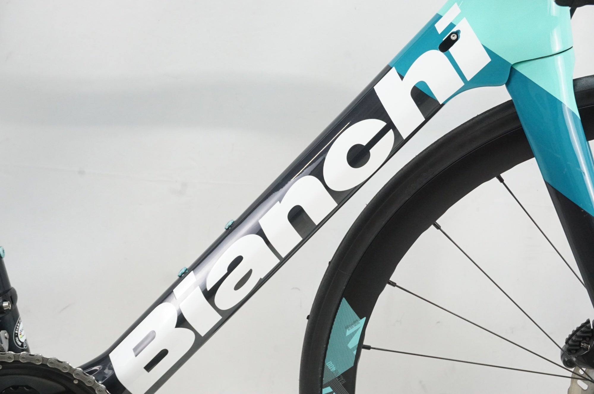 BIANCHI 「ビアンキ」 OLTRE XR3 DISC 105 DI2カスタム 2023年モデル ロードバイク / 大宮店