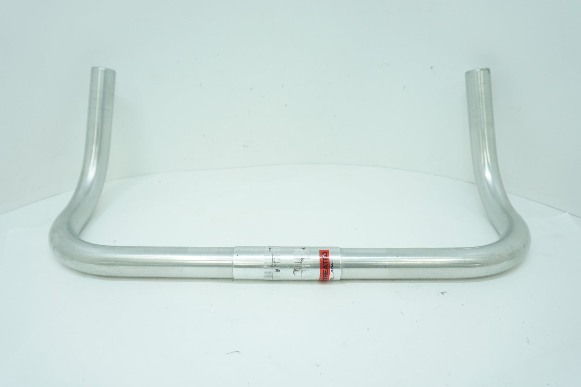 NITTO 「ニットー」 AERO DYNAMICS Φ25.4 3800mm ブルホーン ハンドル / 大阪美原北インター店
